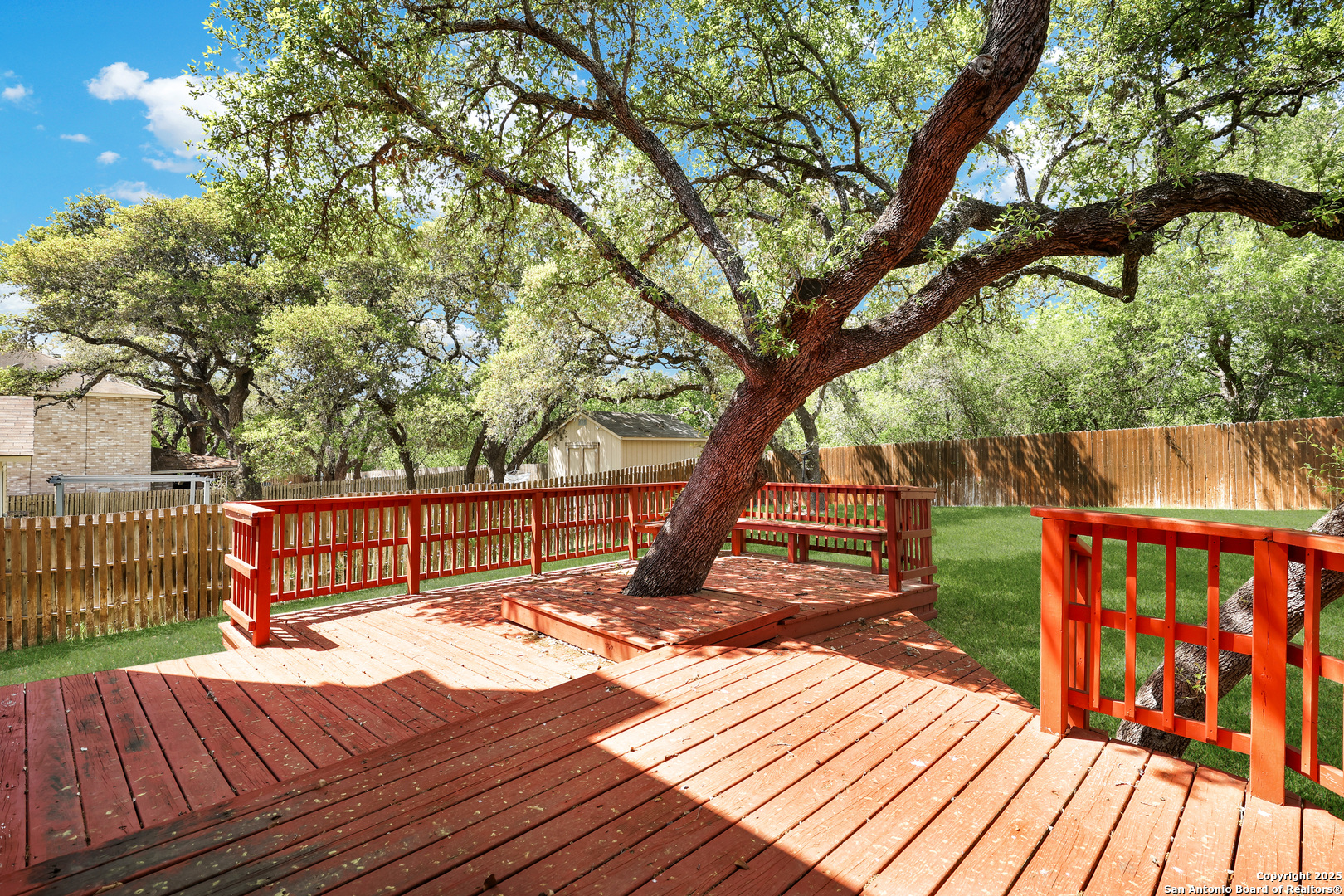 main property photo 28