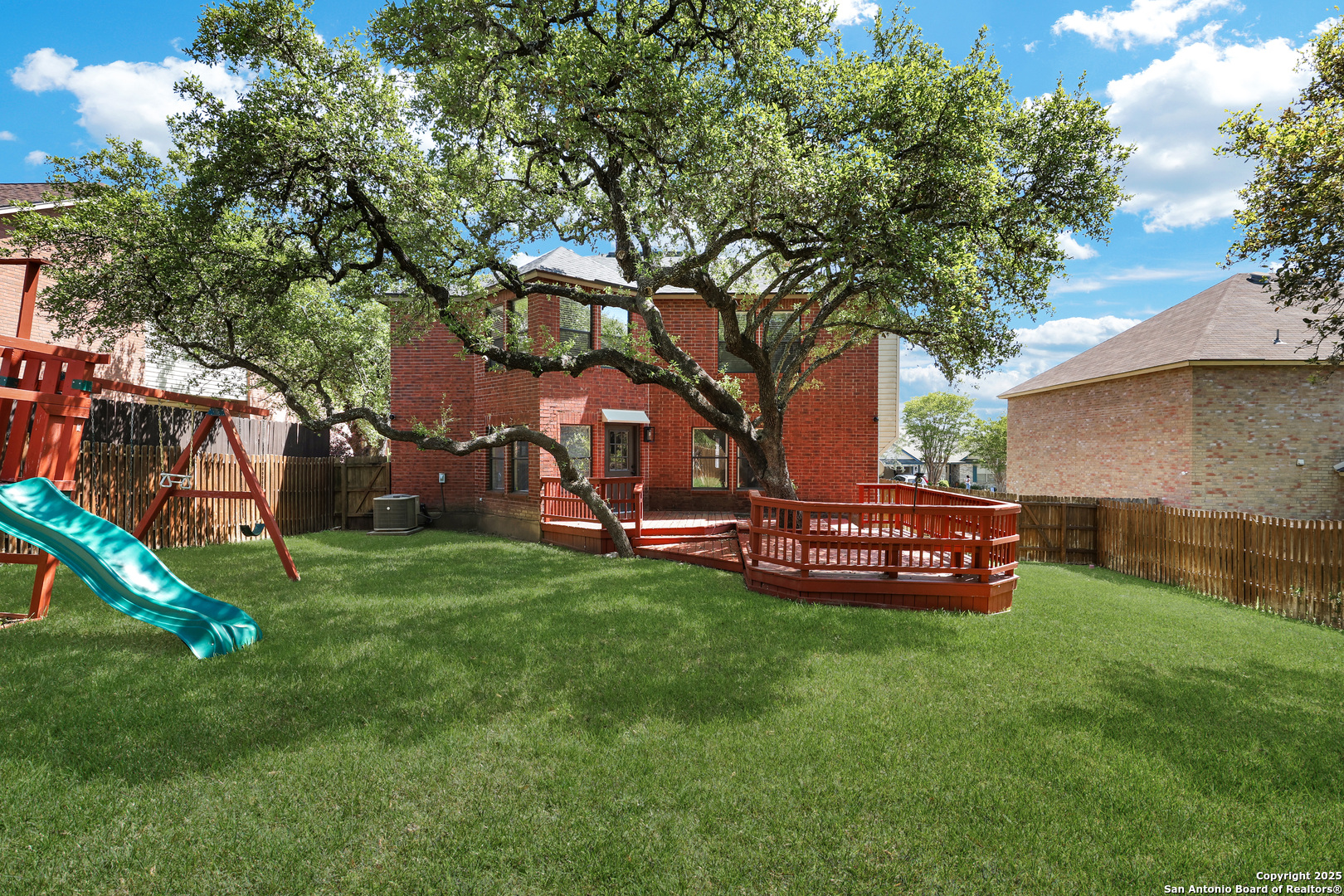 main property photo 34