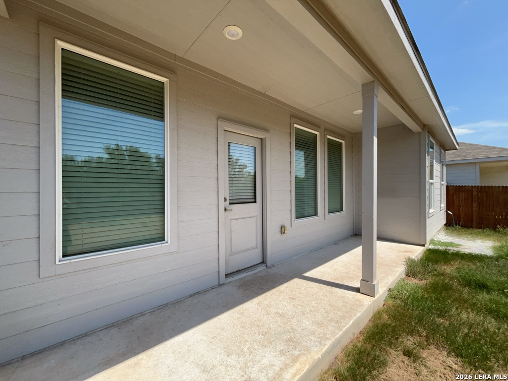 main property photo 41