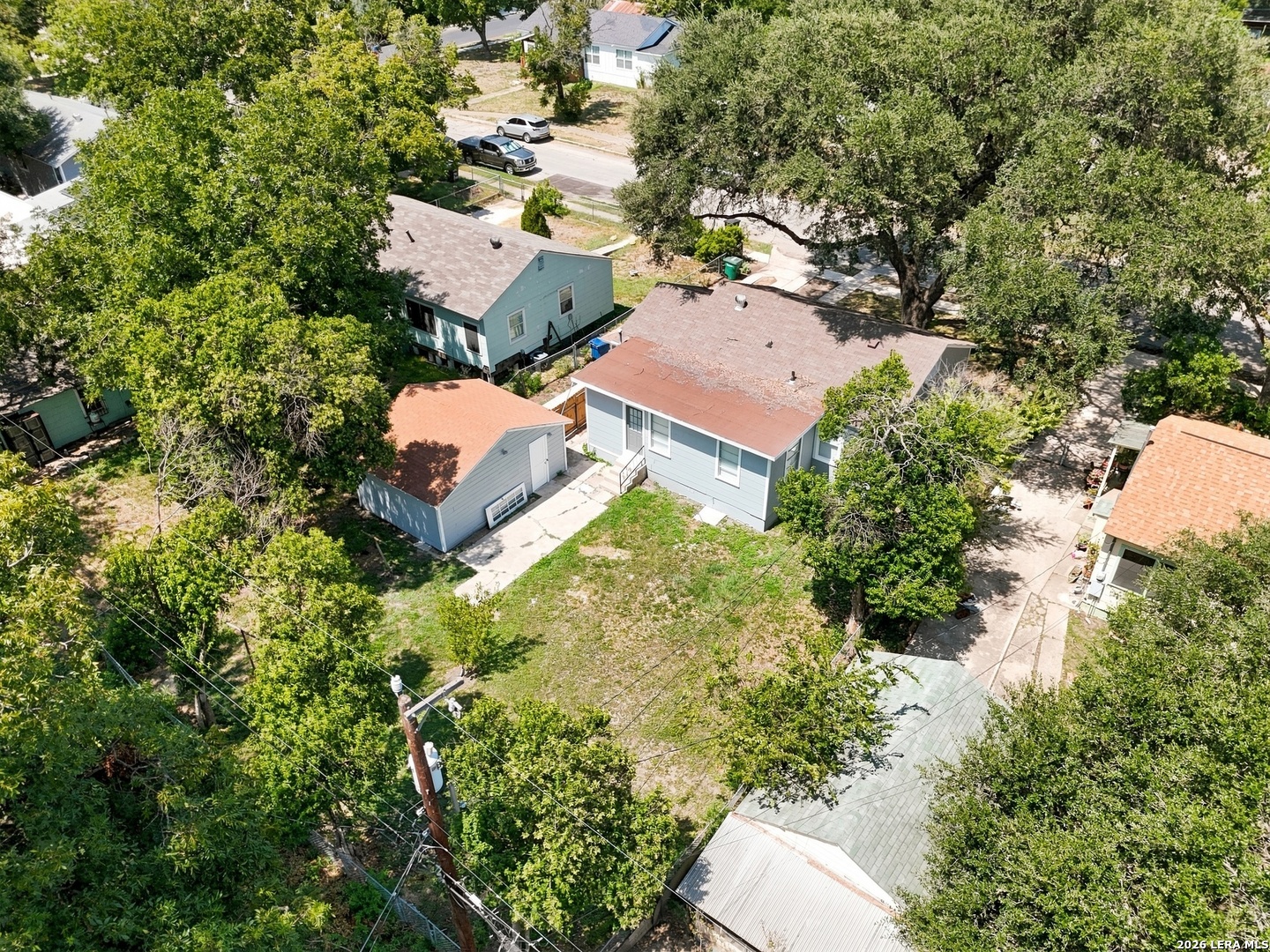 main property photo 31