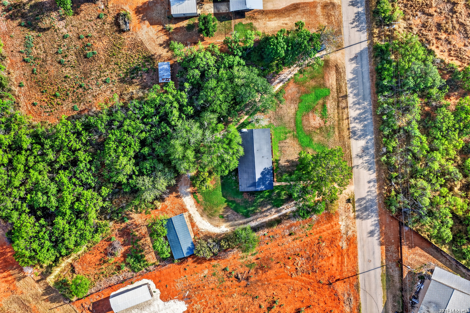 main property photo 40