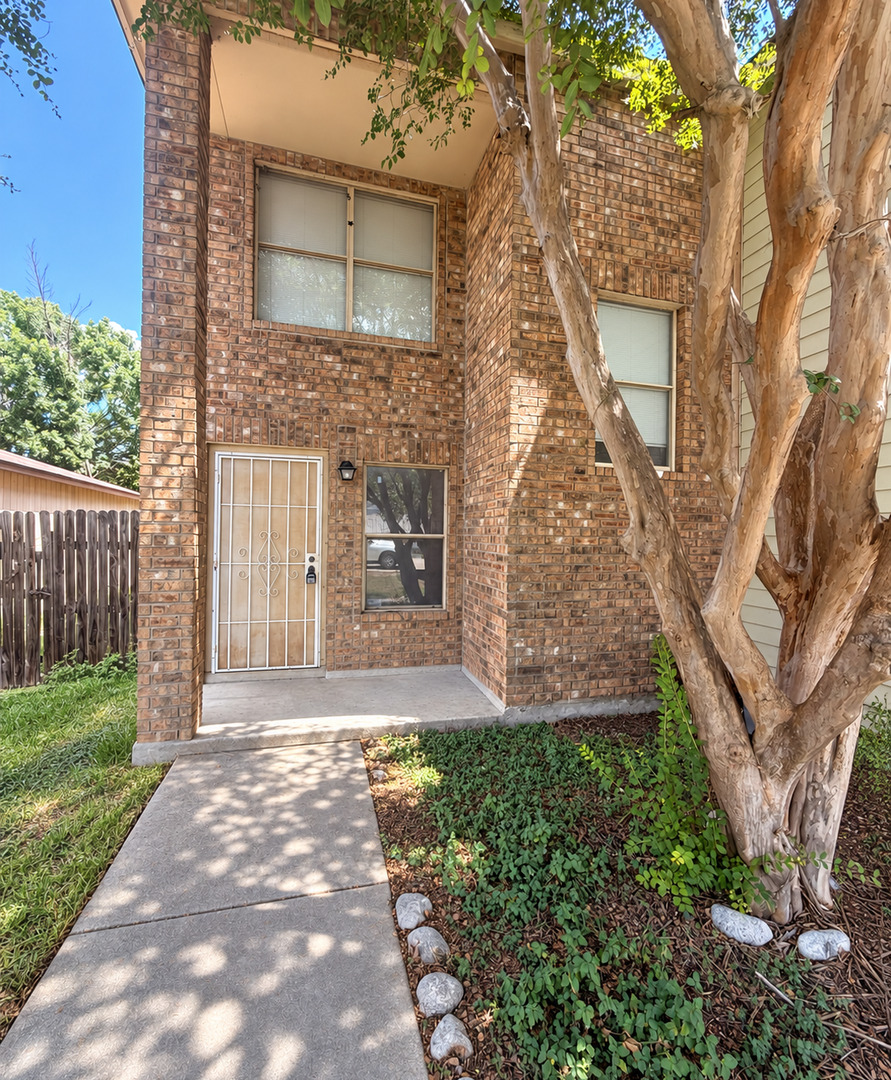 main property photo 1