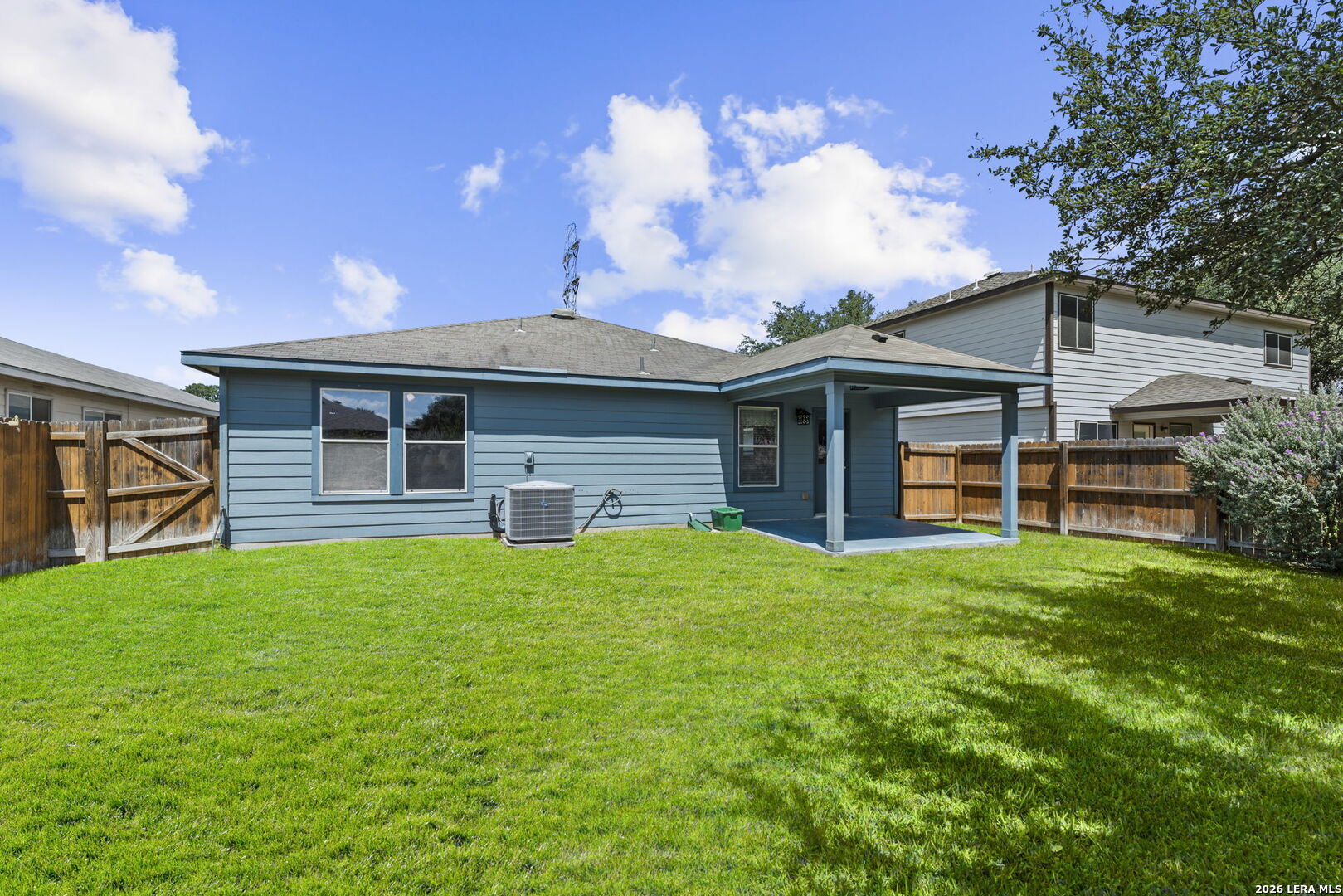 main property photo 32