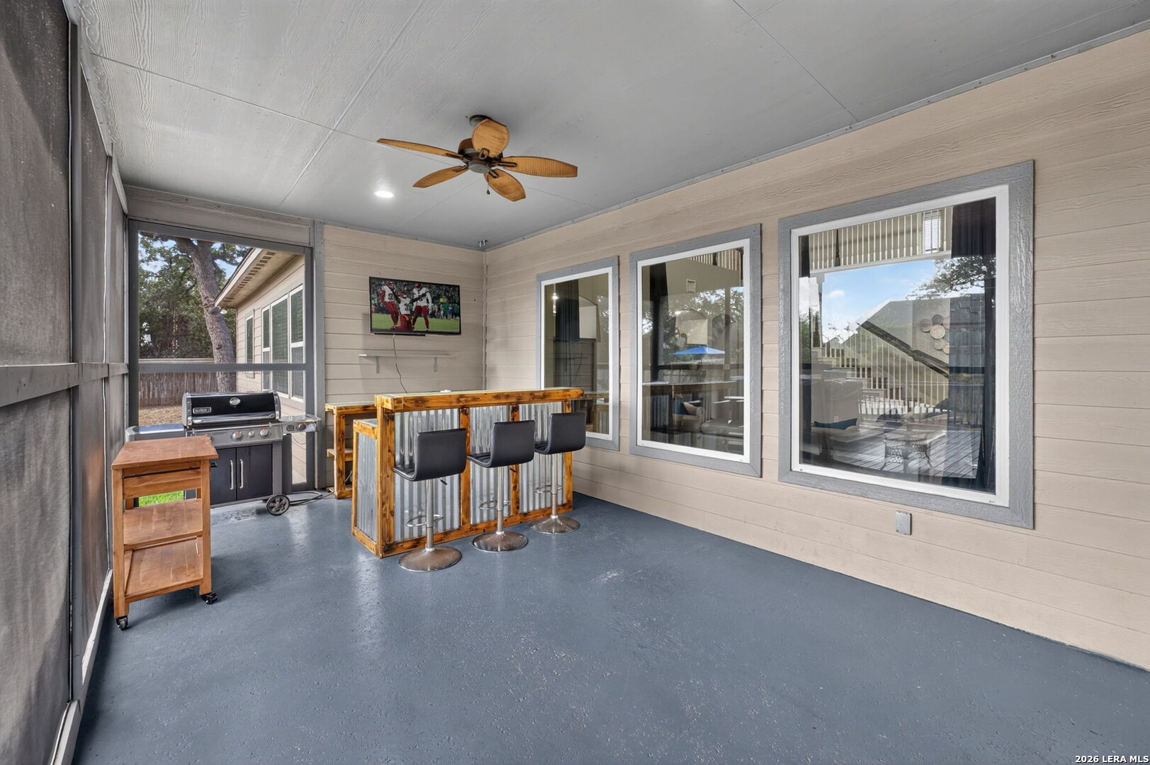 main property photo 58