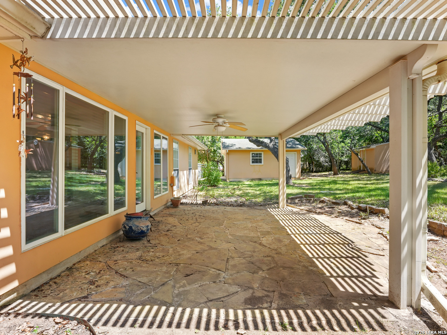 main property photo 40