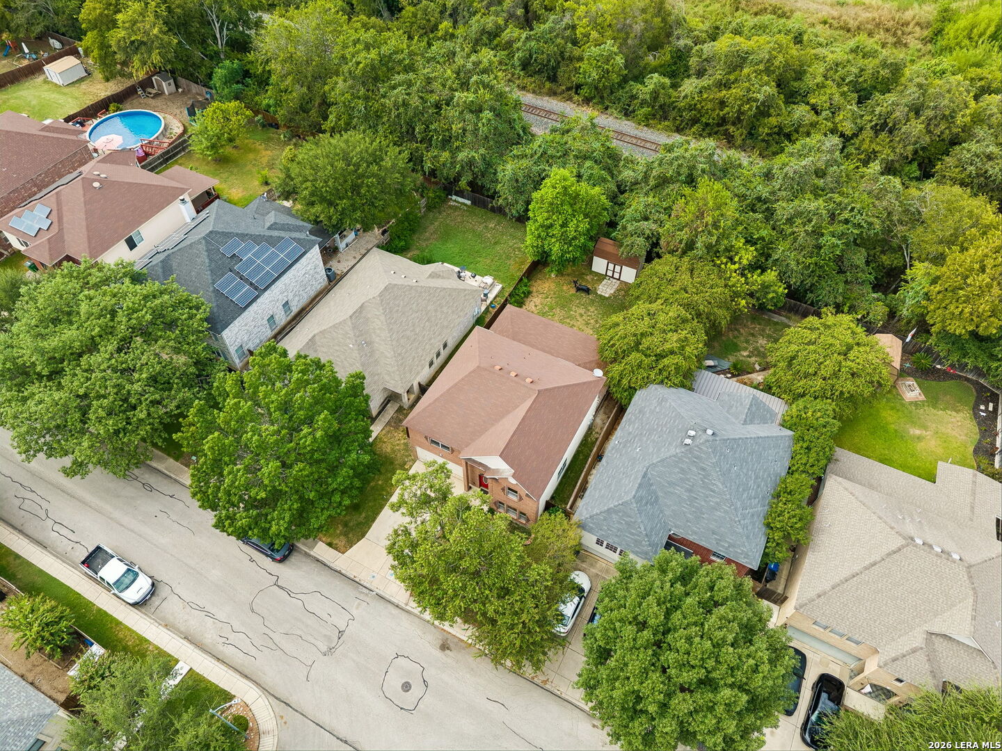 main property photo 36