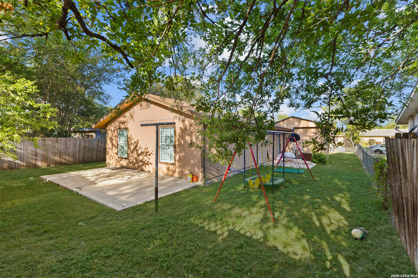 main property photo 14