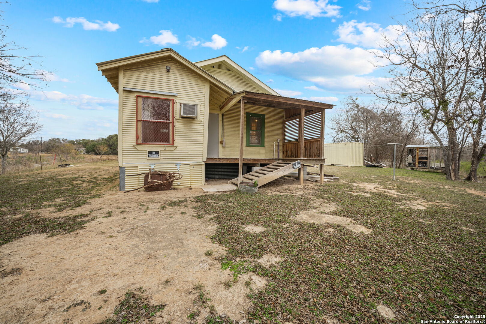 main property photo 24