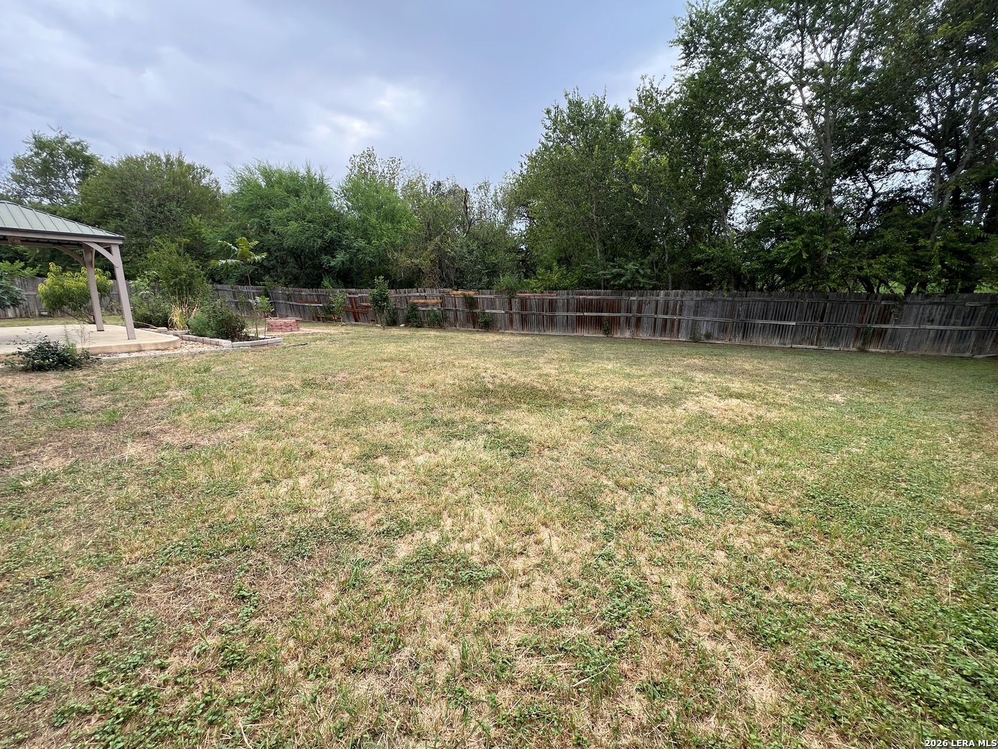 main property photo 45