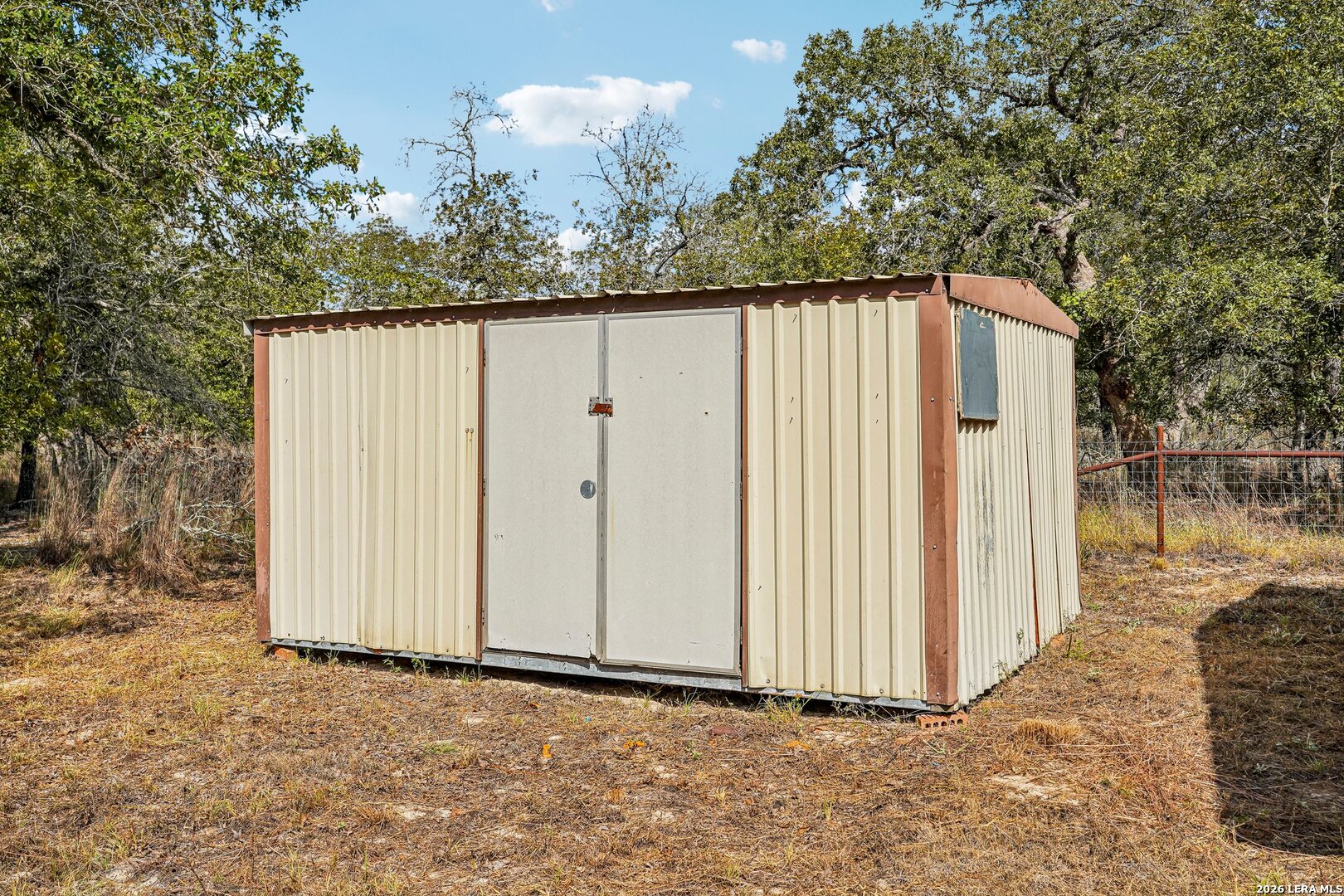 main property photo 42