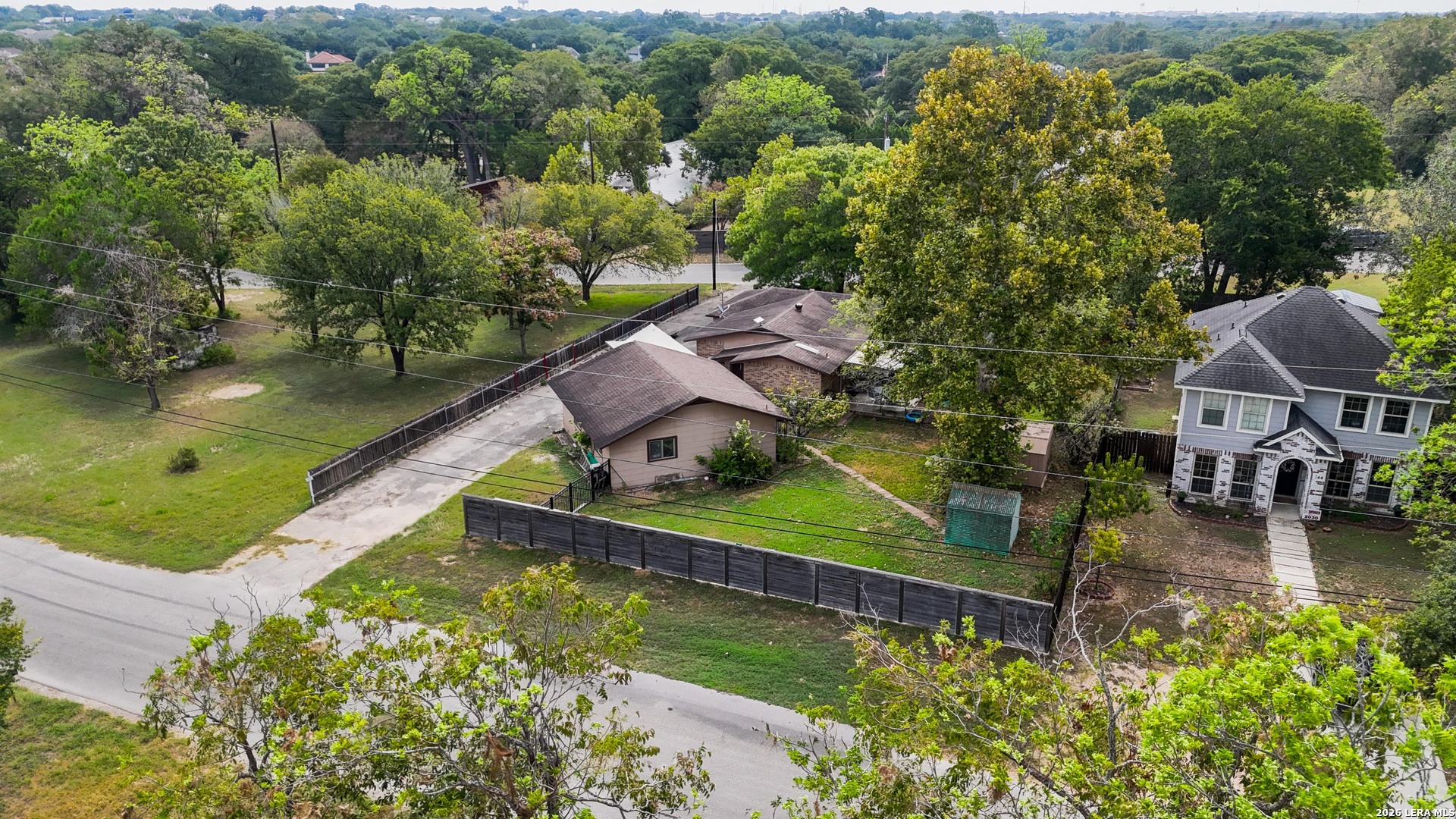 main property photo 38