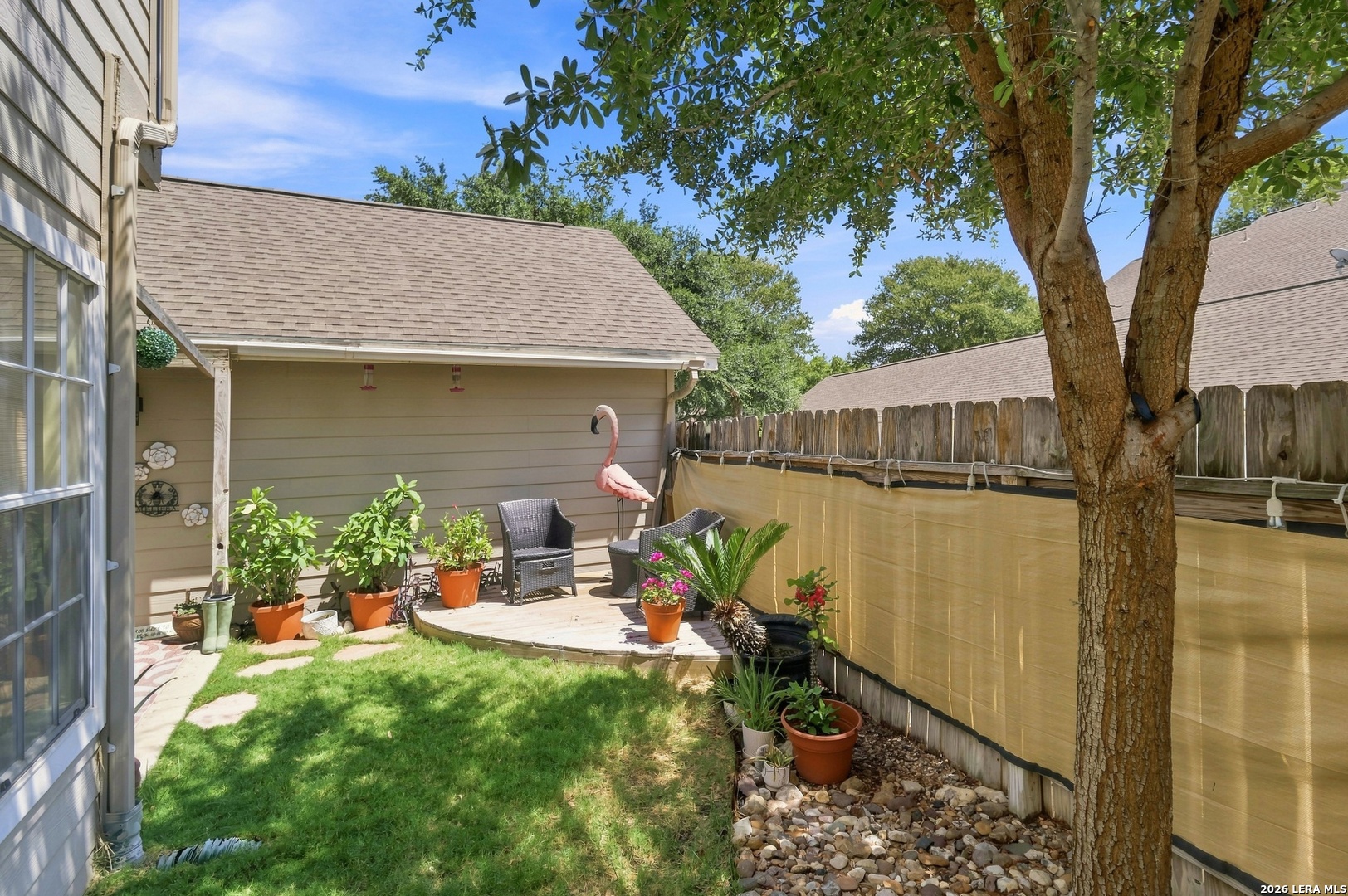 main property photo 17