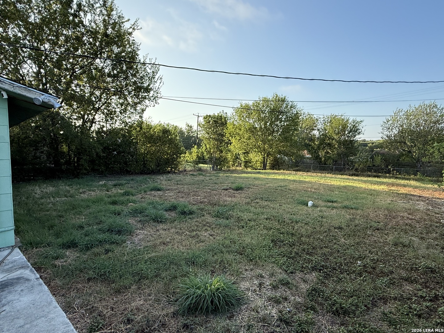 main property photo 13