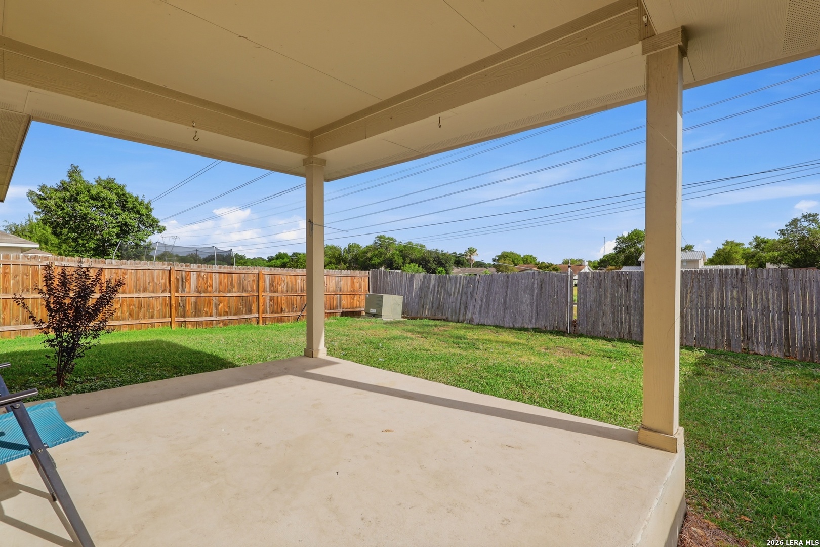main property photo 40