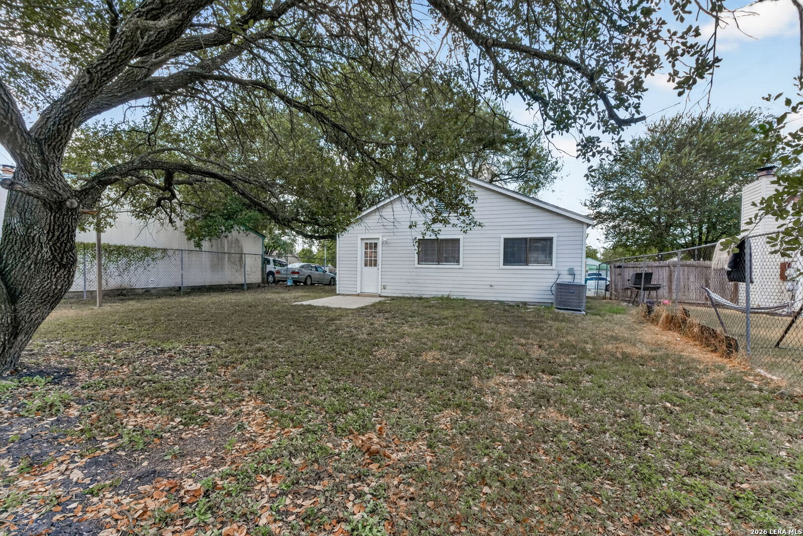 main property photo 20