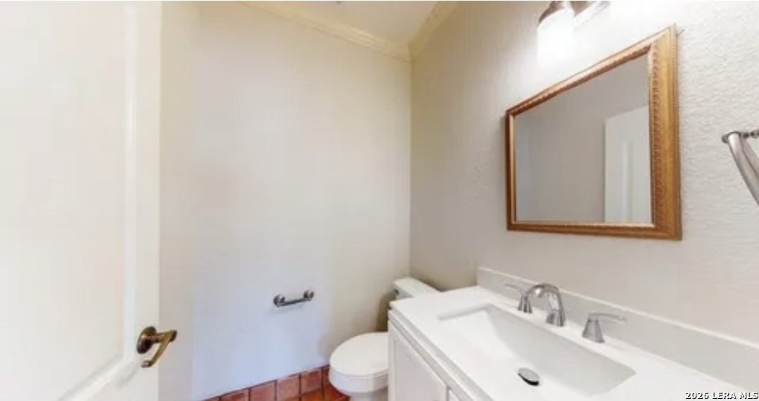 main property photo 18