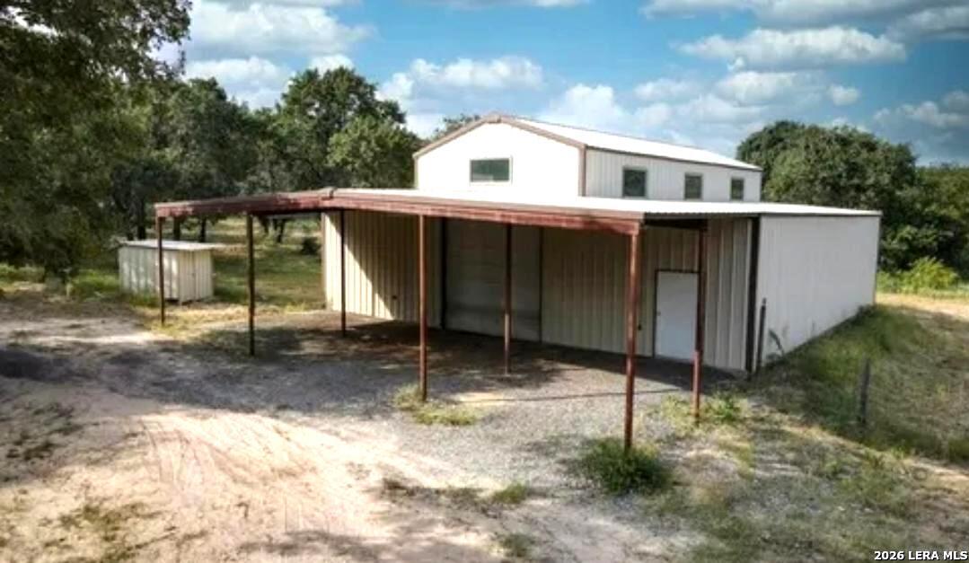main property photo 20