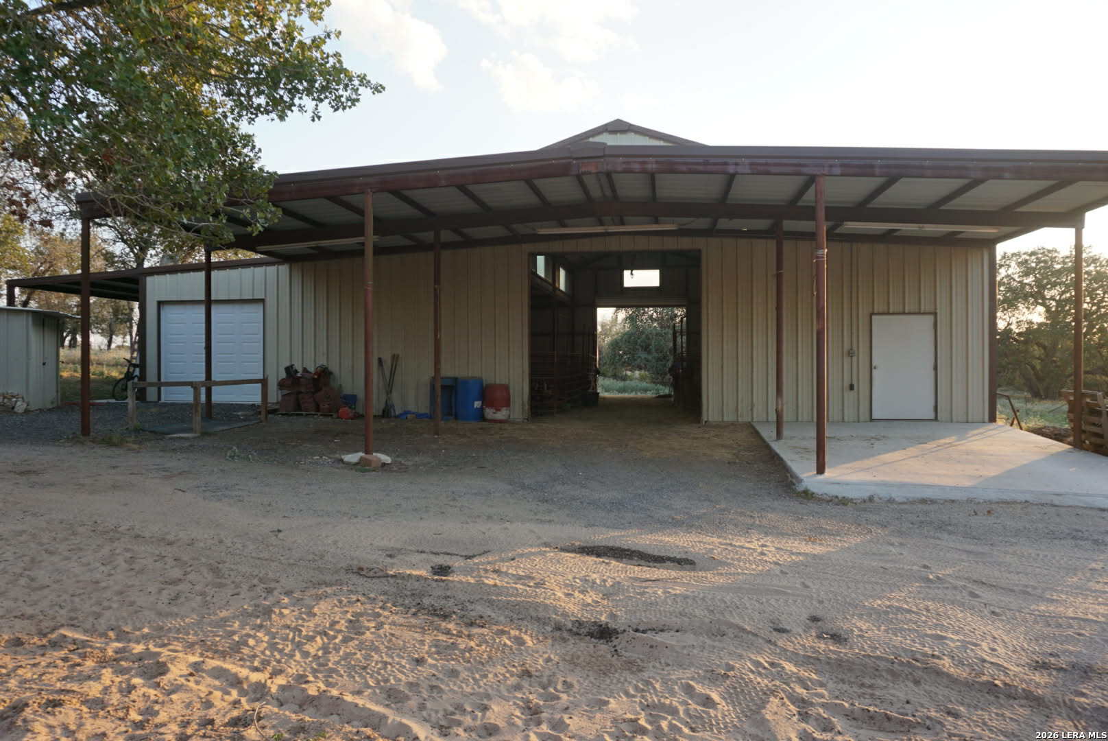 main property photo 21