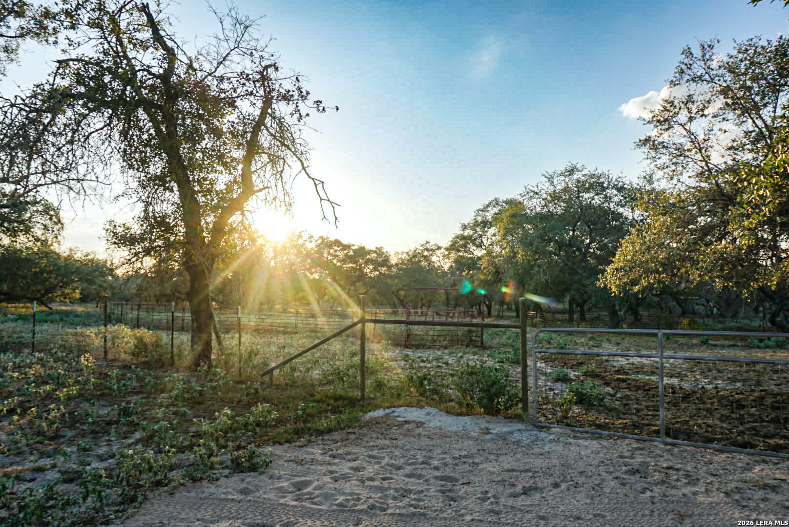 main property photo 26