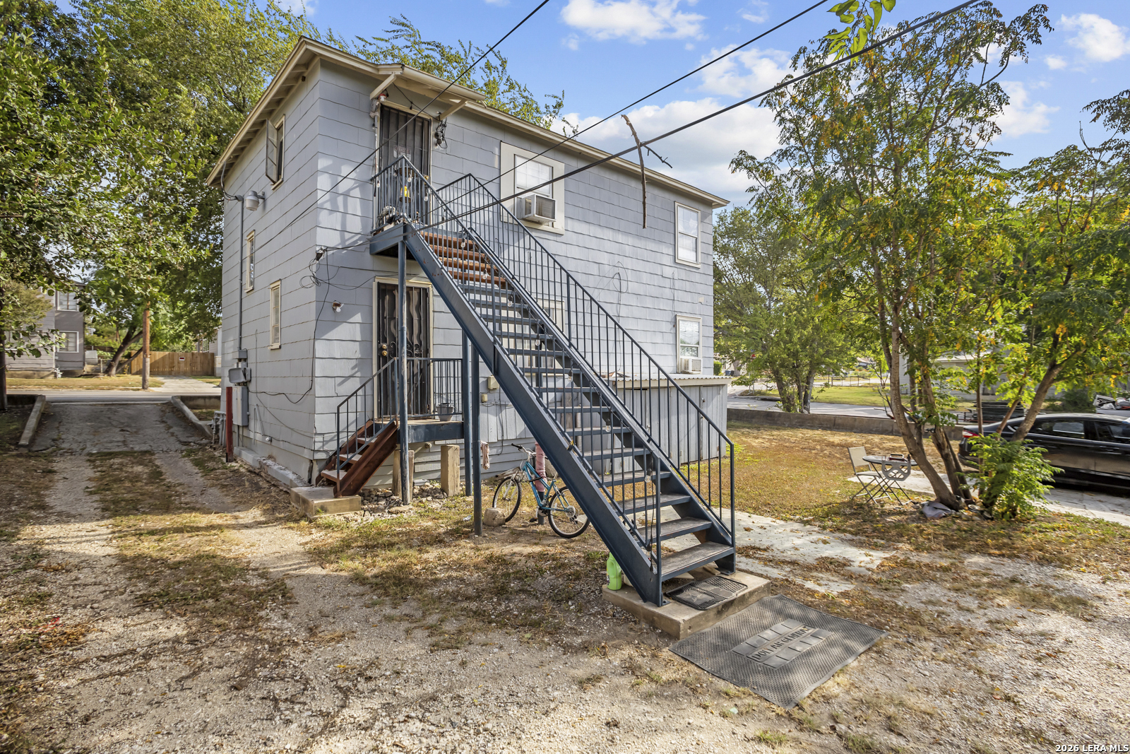 main property photo 15