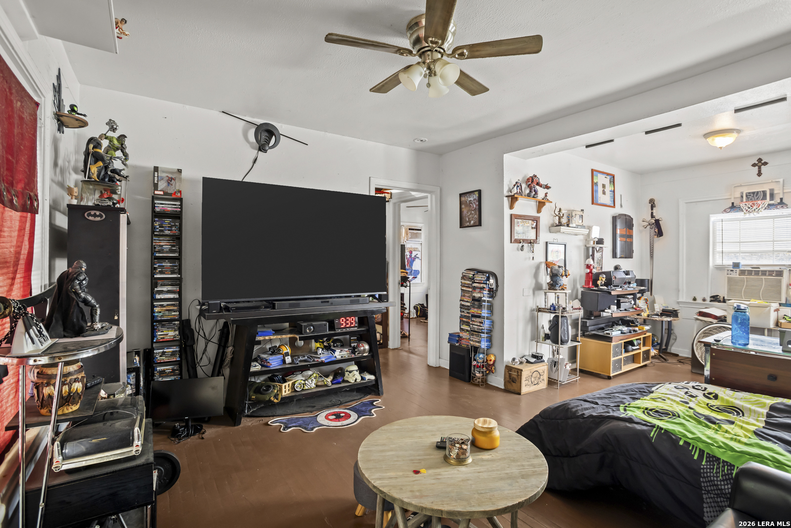 main property photo 8