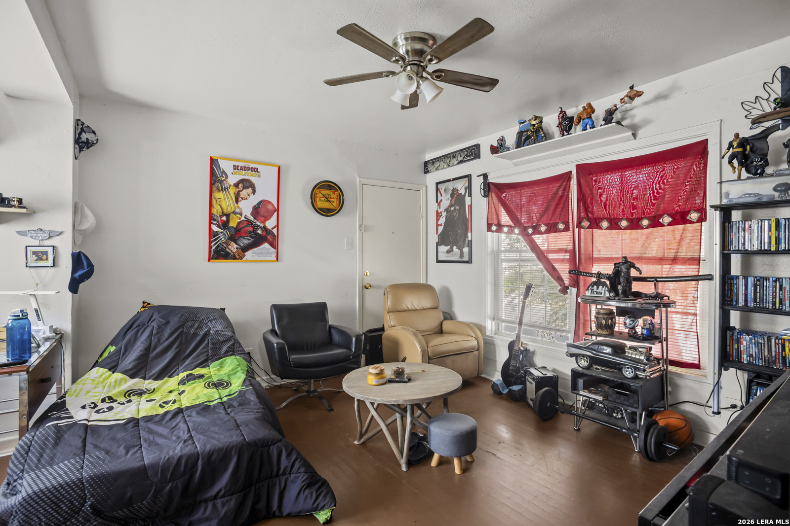 main property photo 9