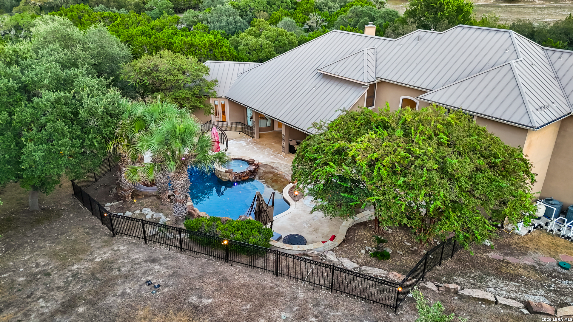main property photo 75