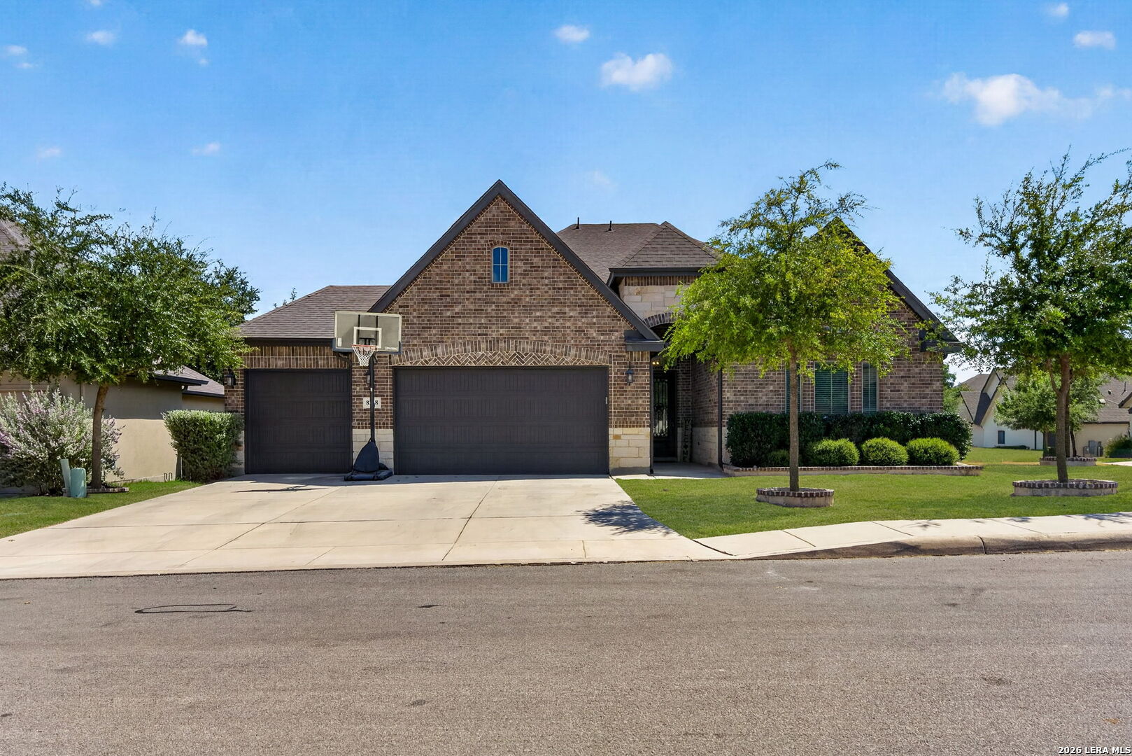 8218 Claret Cup Way Boerne TX 78015 Fallbrook gated community Emerald Home pool spa 3-car garage 5 bedrooms Champion High School featured by Rise Property Group