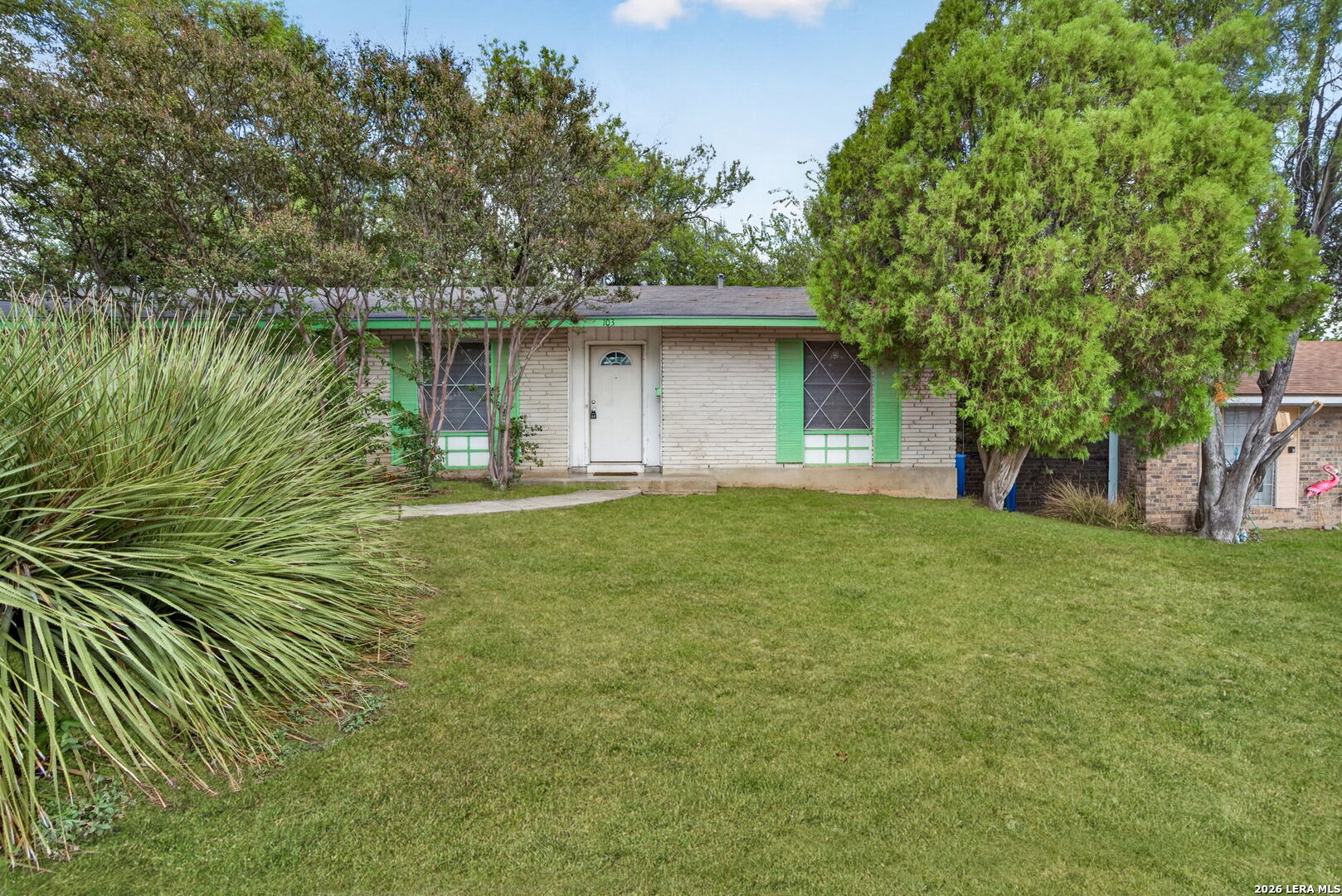 main property photo 4