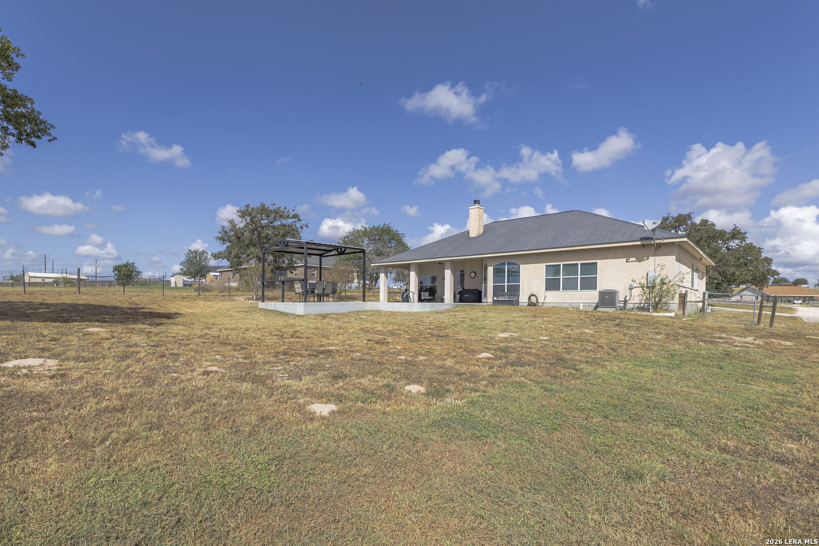 main property photo 38