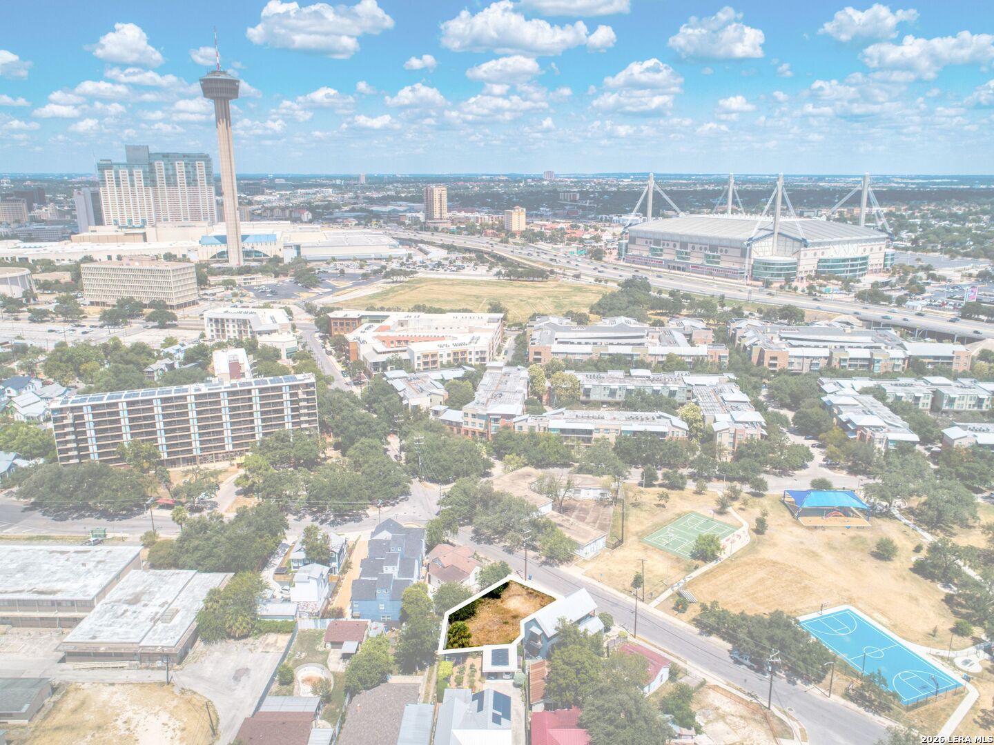 main property photo 13