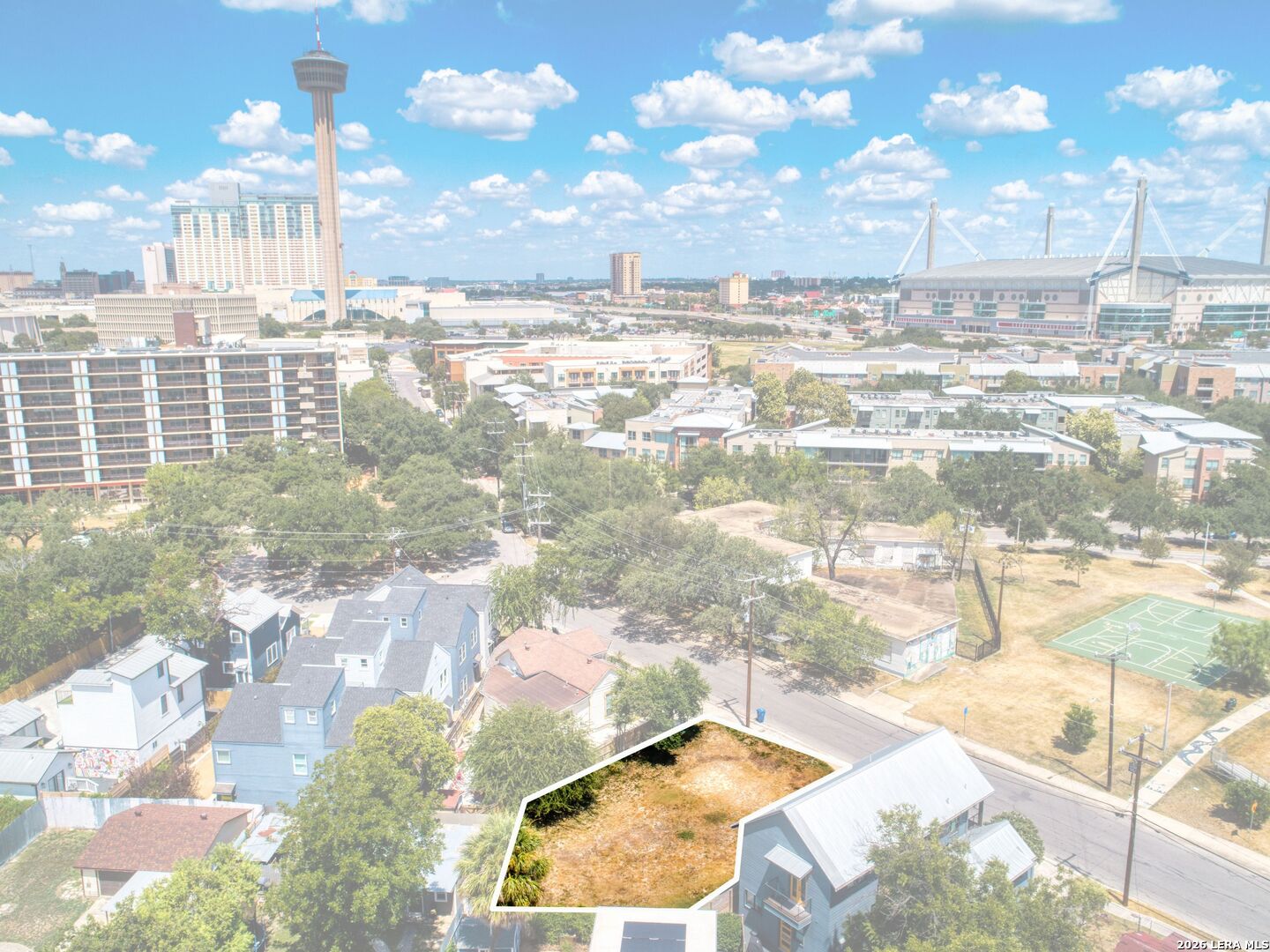 main property photo 15