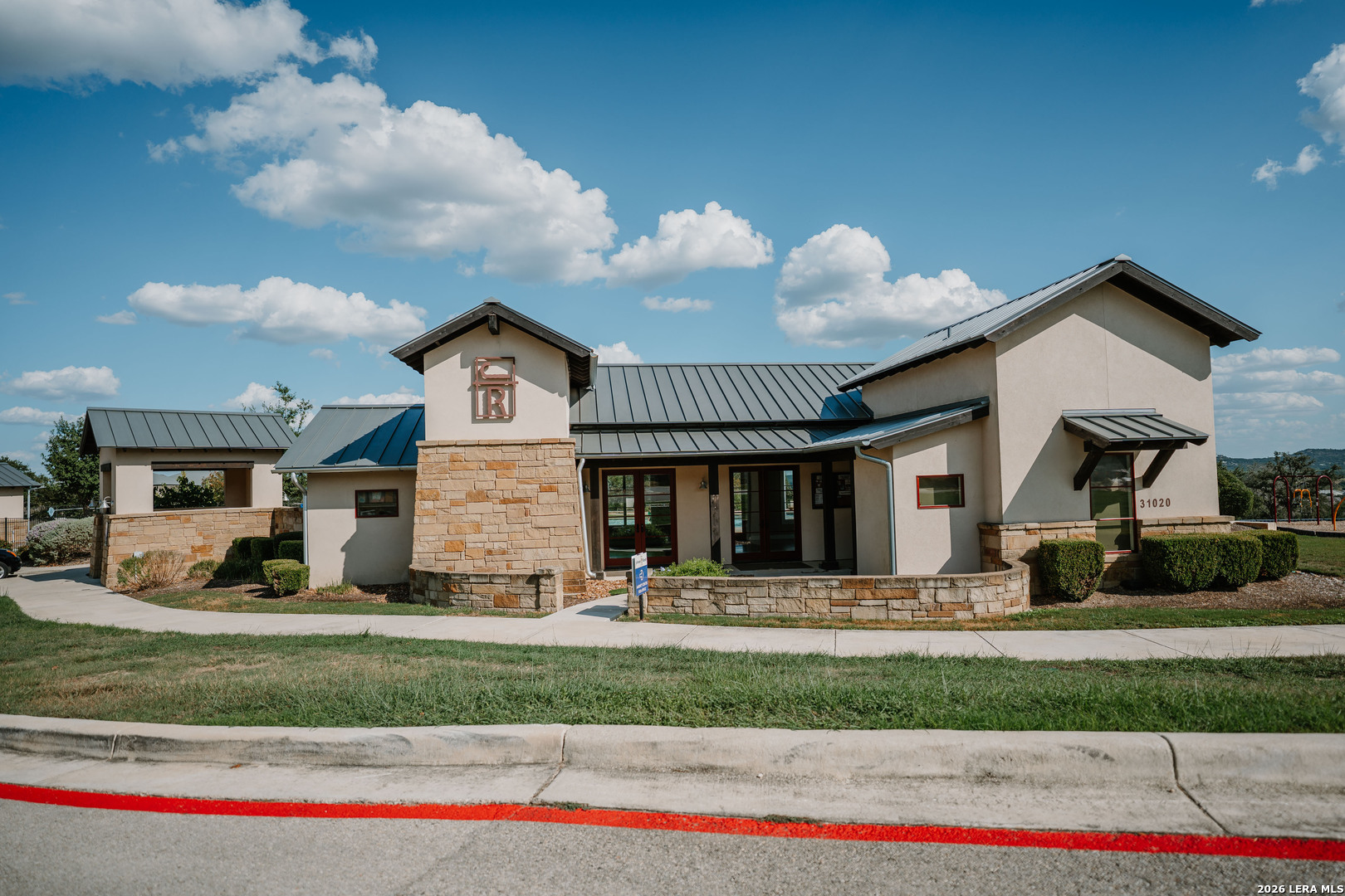 main property photo 41