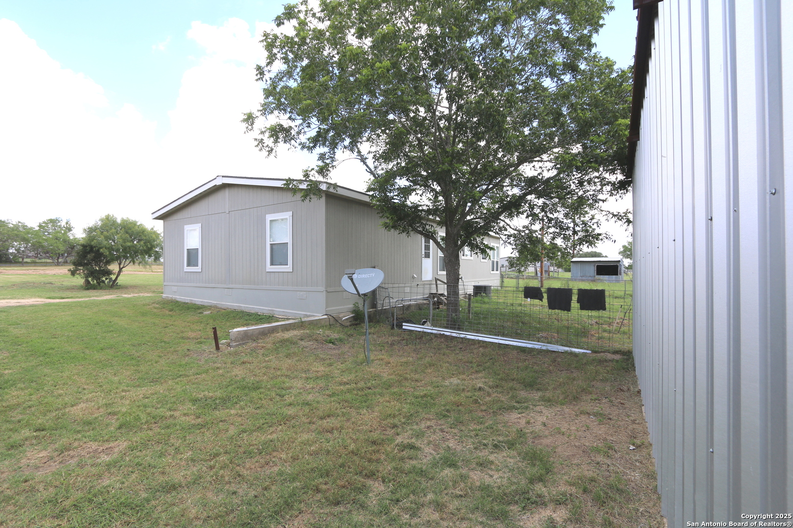 main property photo 27