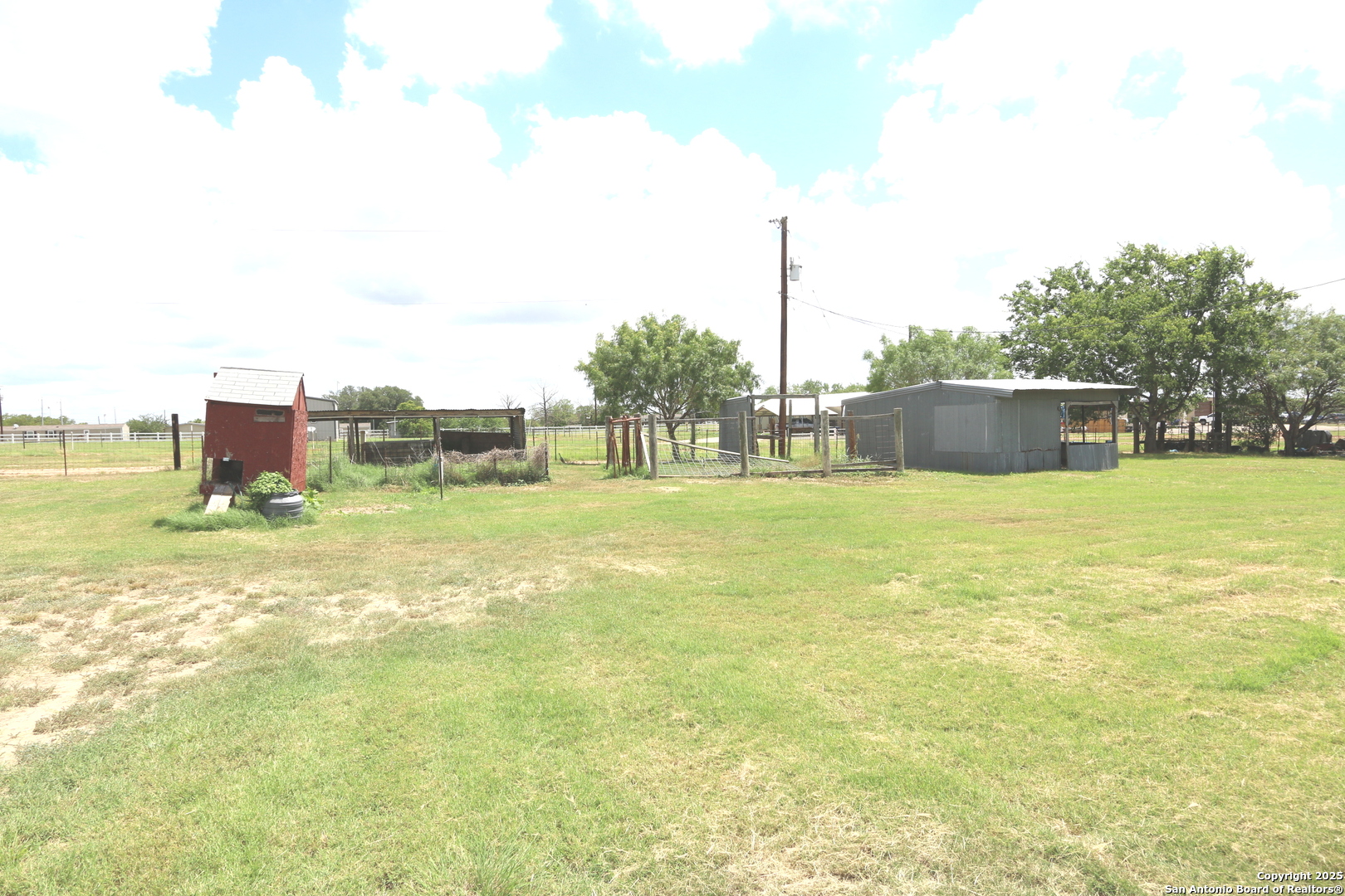 main property photo 33