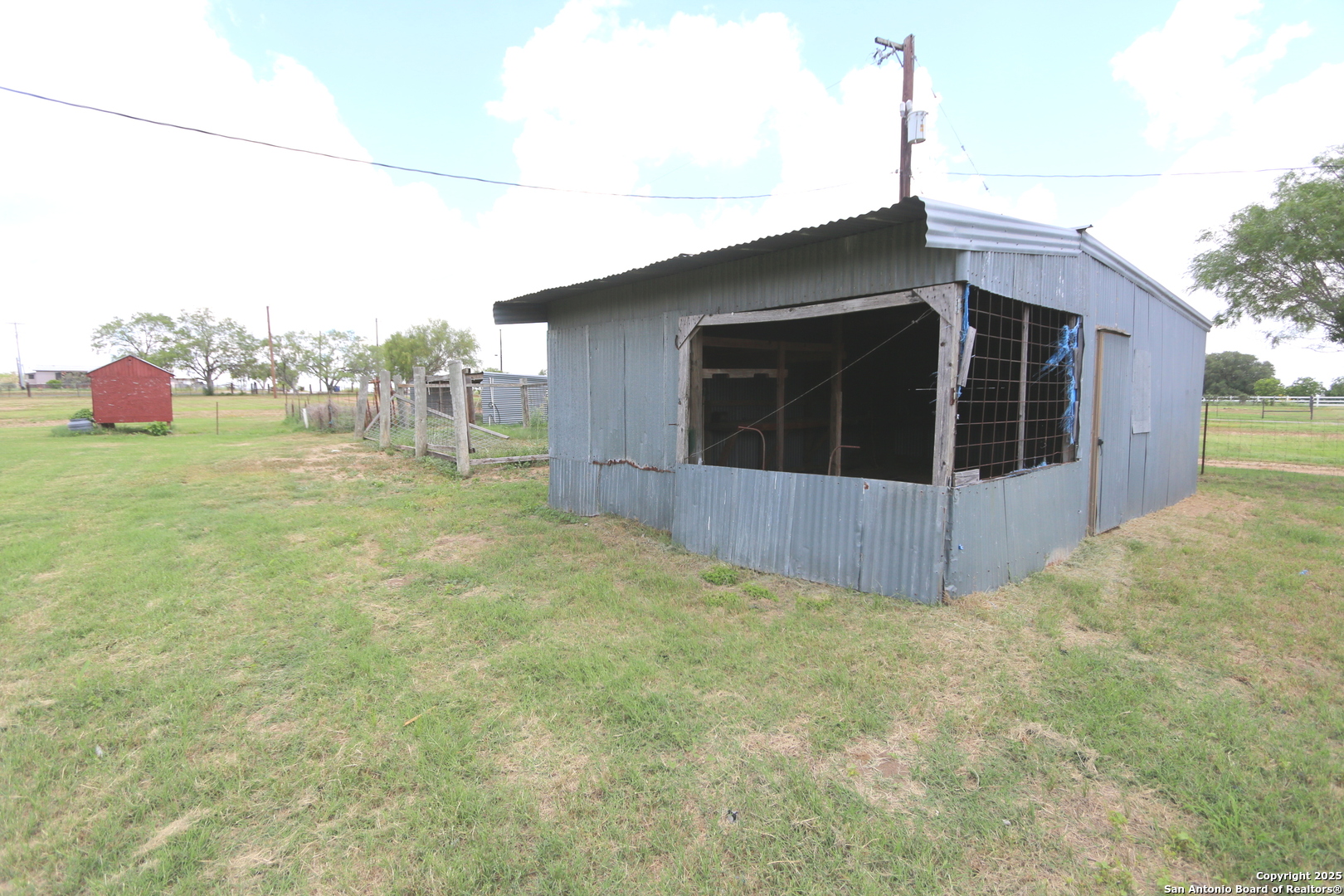 main property photo 35