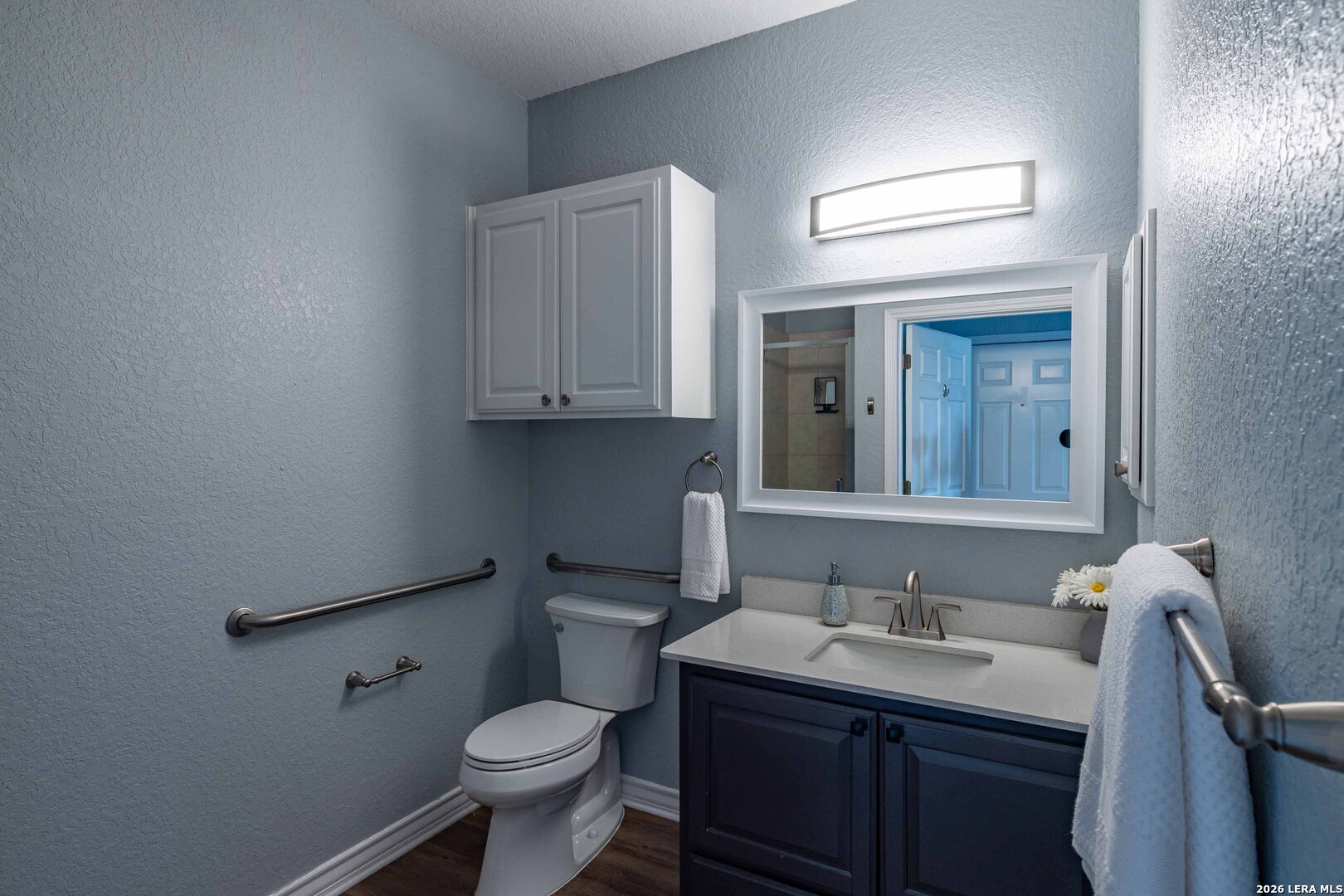 main property photo 11