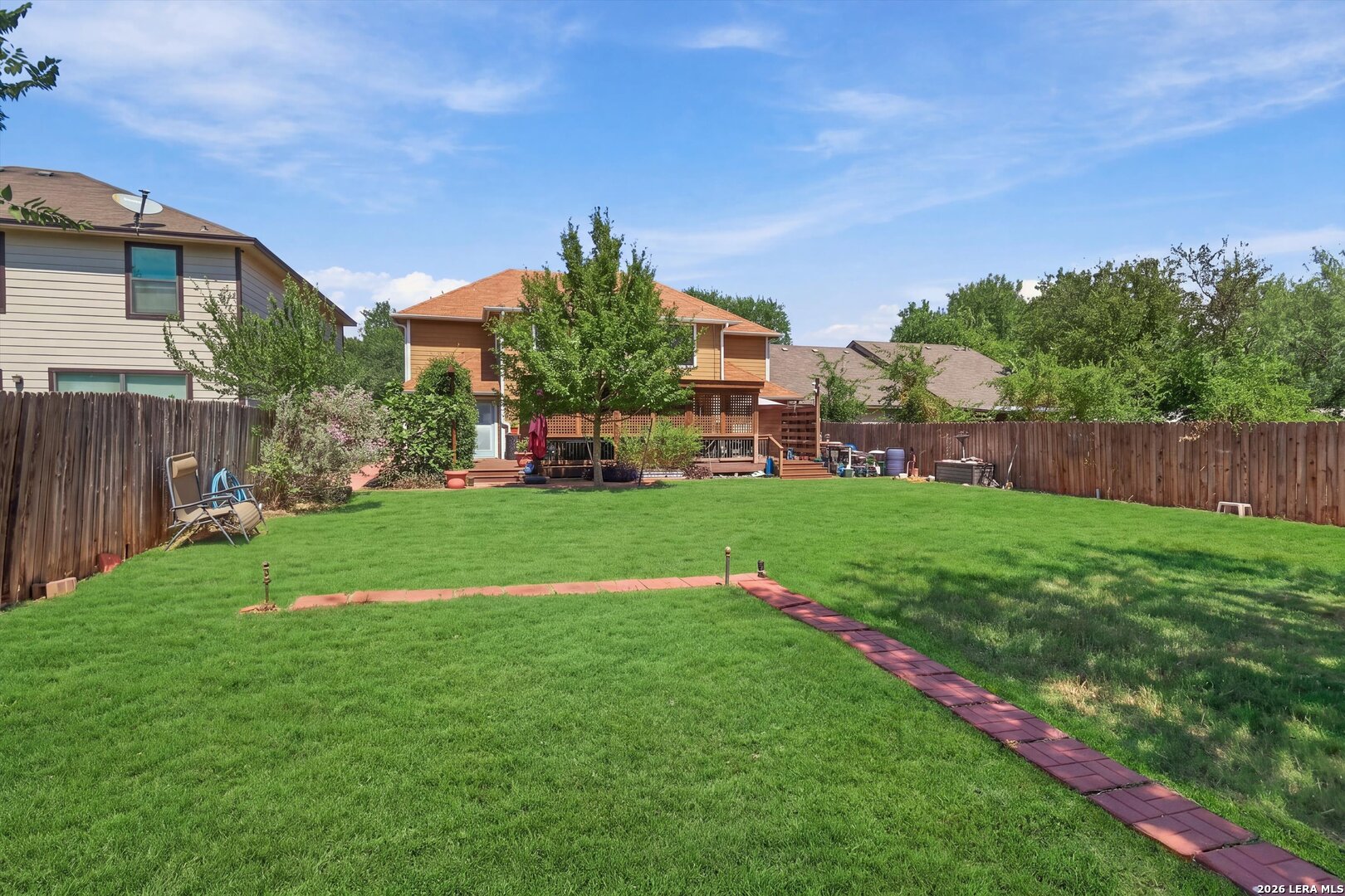main property photo 29