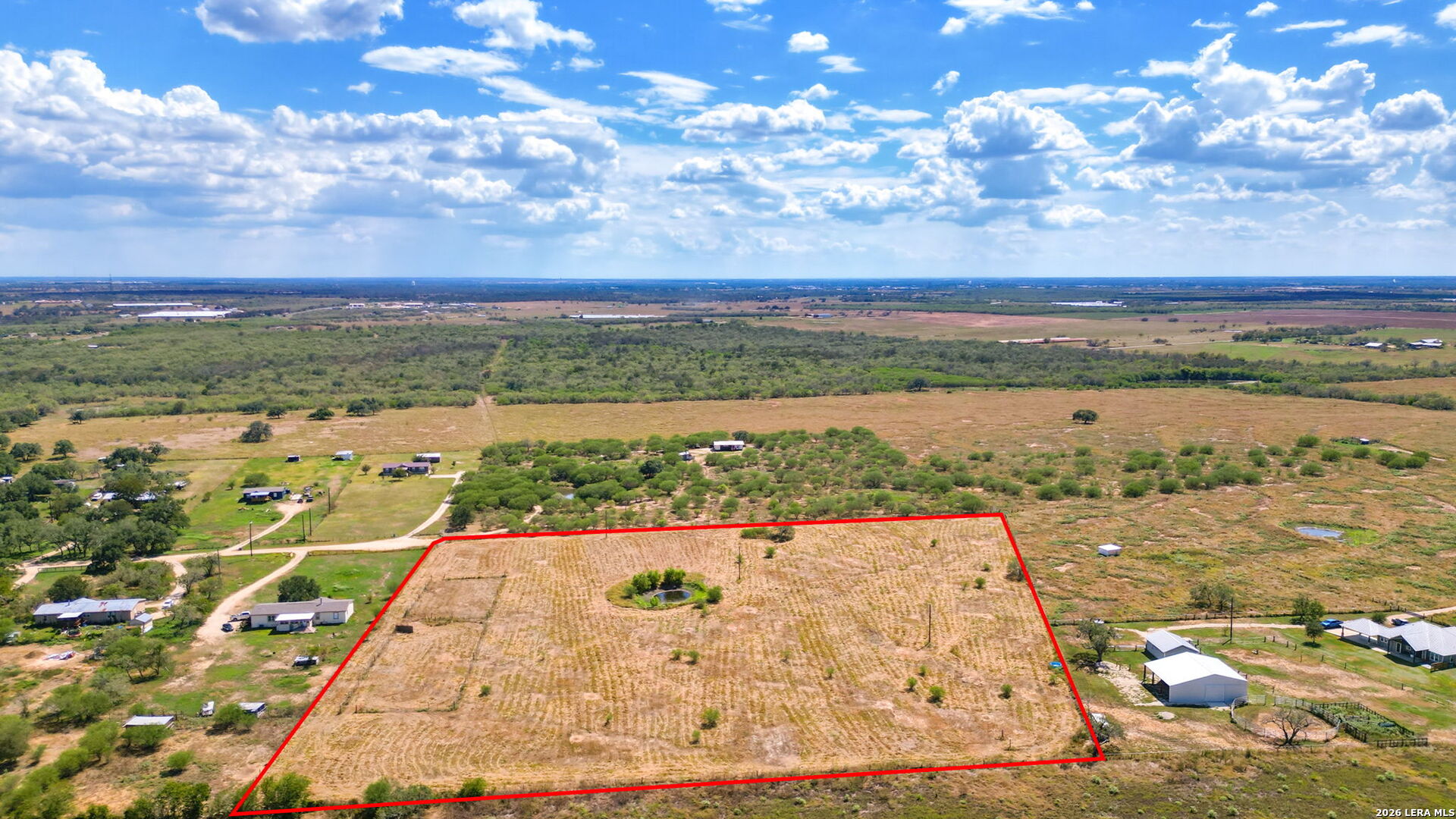 main property photo 16