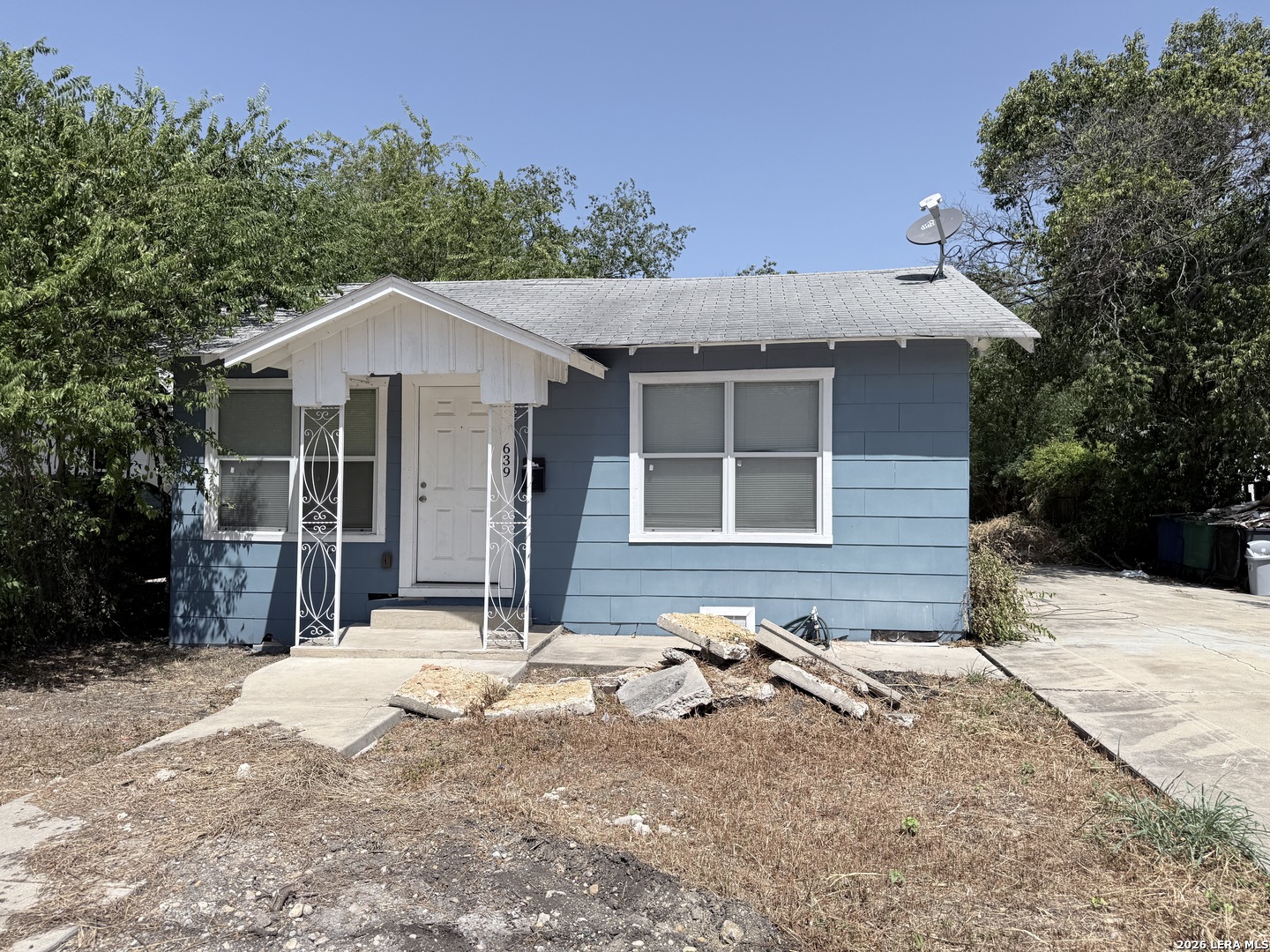 main property photo 1