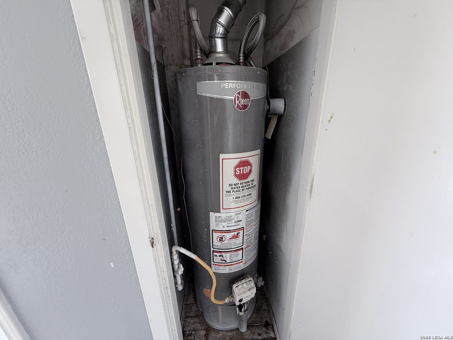 main property photo 13