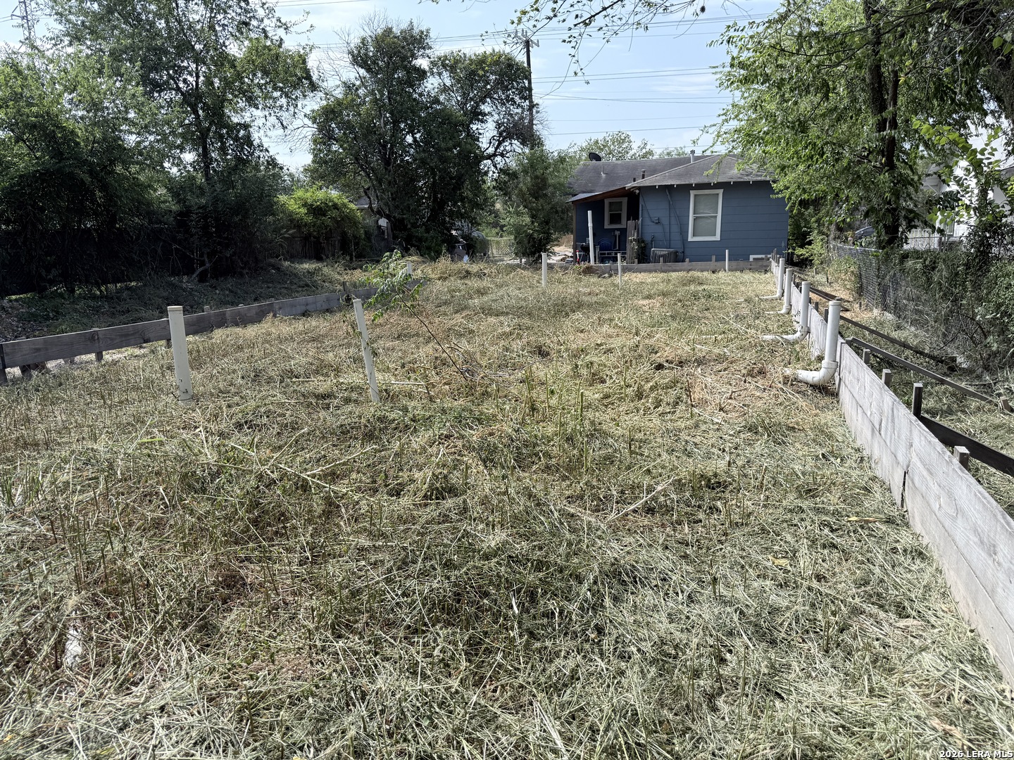 main property photo 20