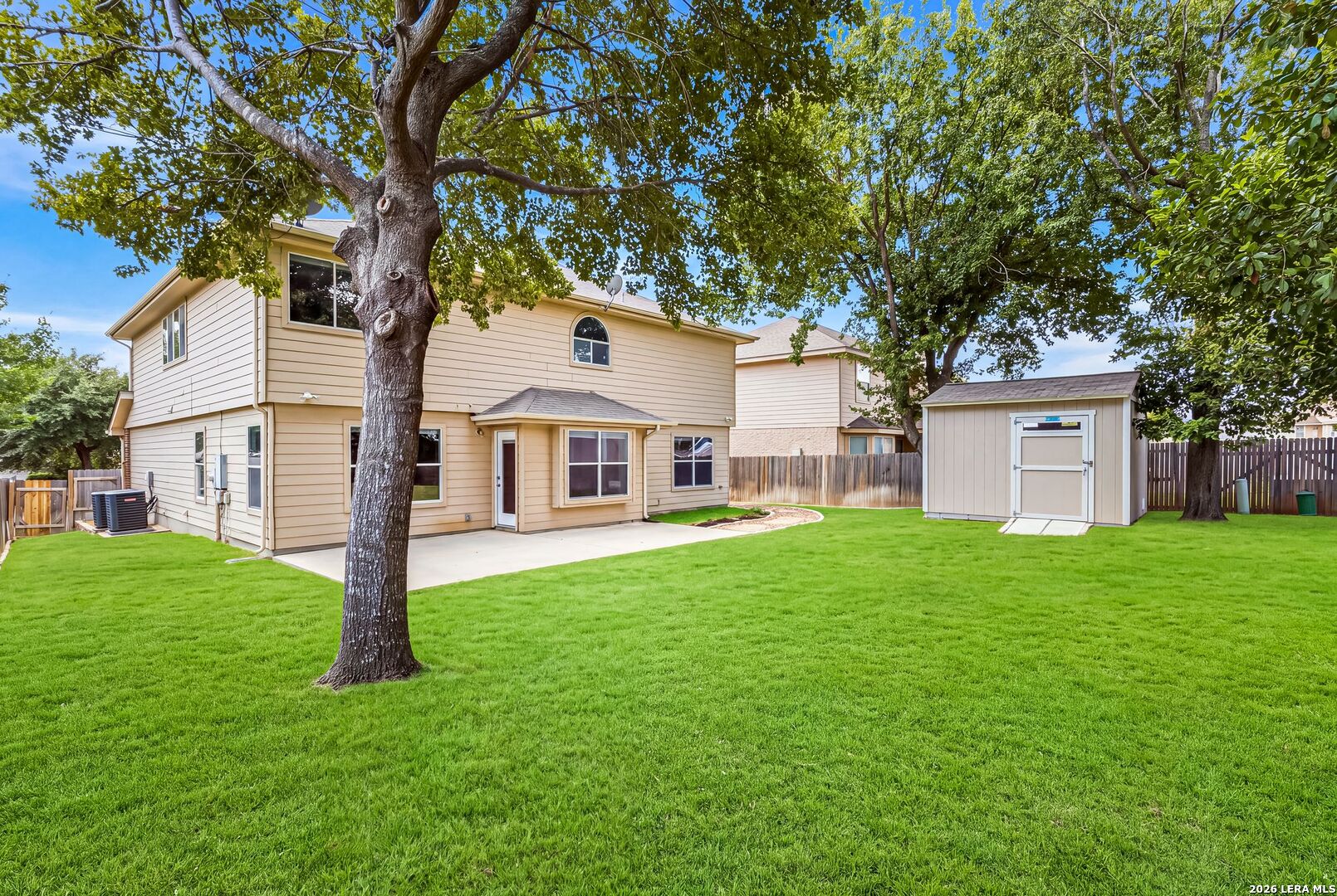 main property photo 34