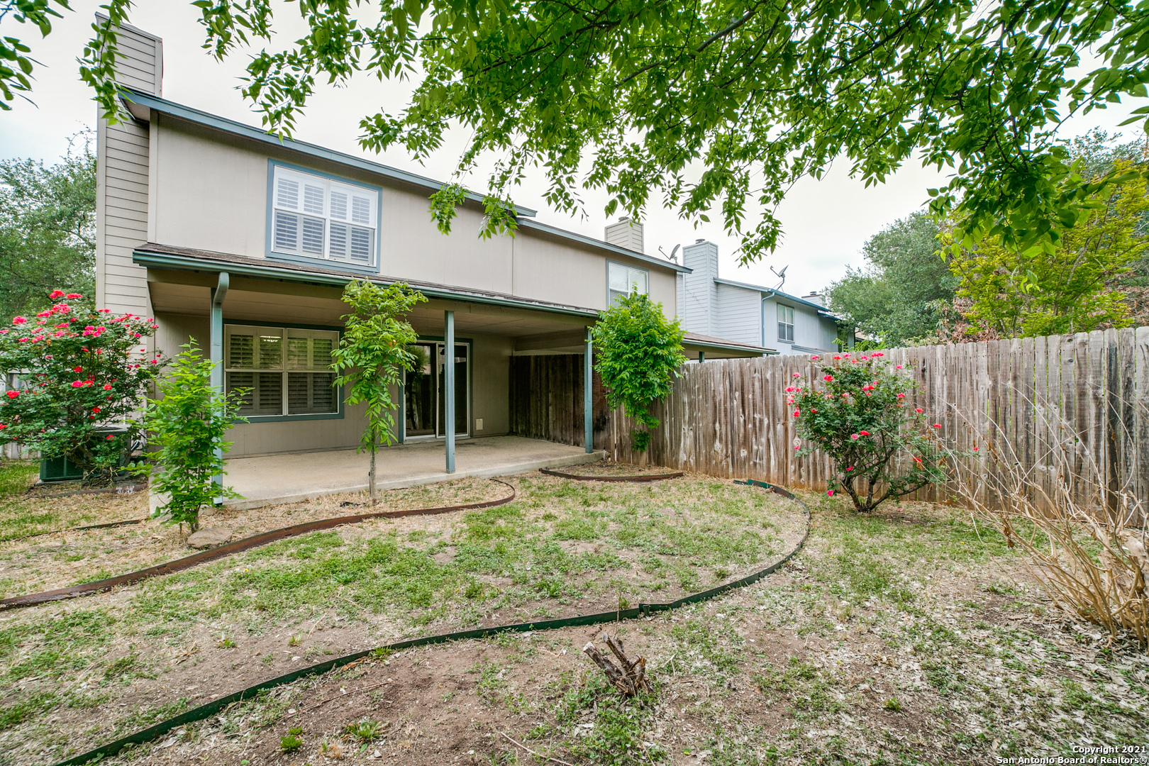 main property photo 27