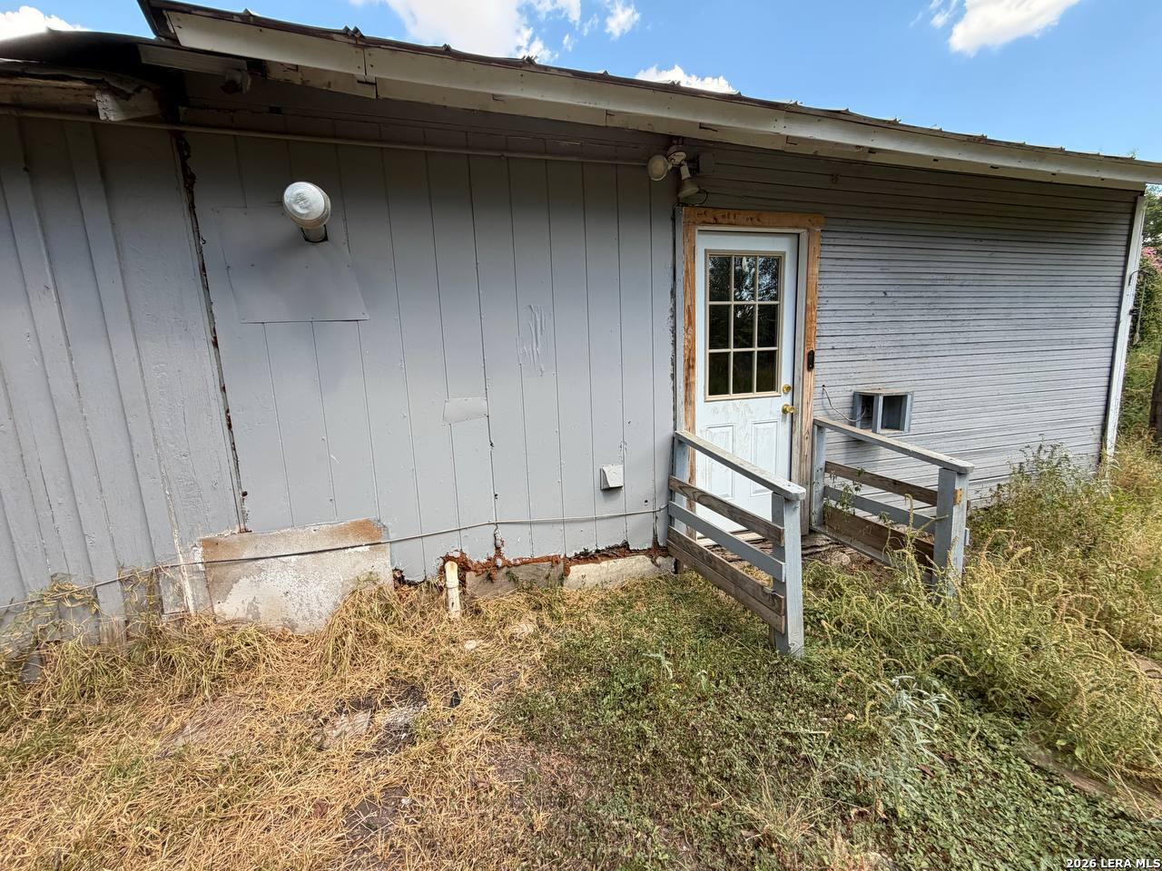 main property photo 18