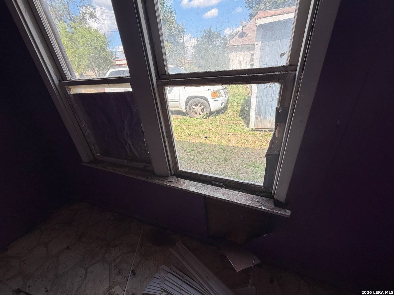 main property photo 45