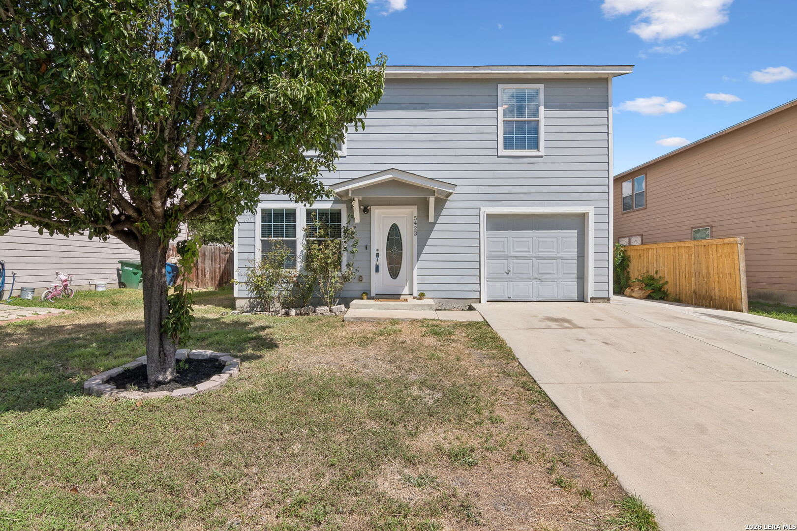 main property photo 6