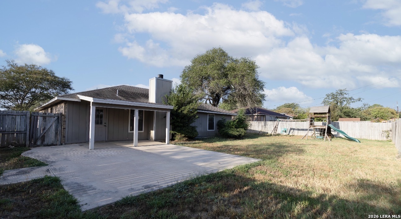 main property photo 18