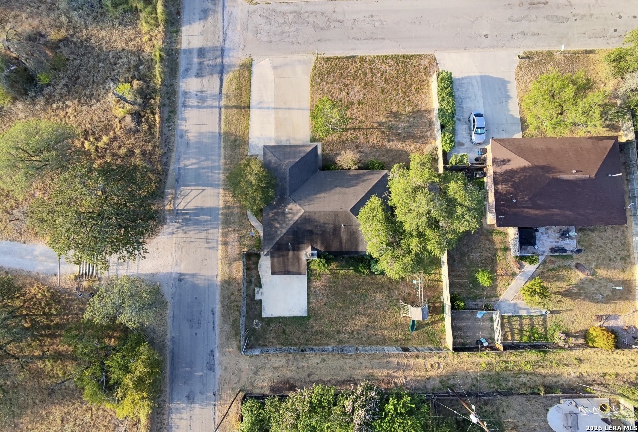 main property photo 26