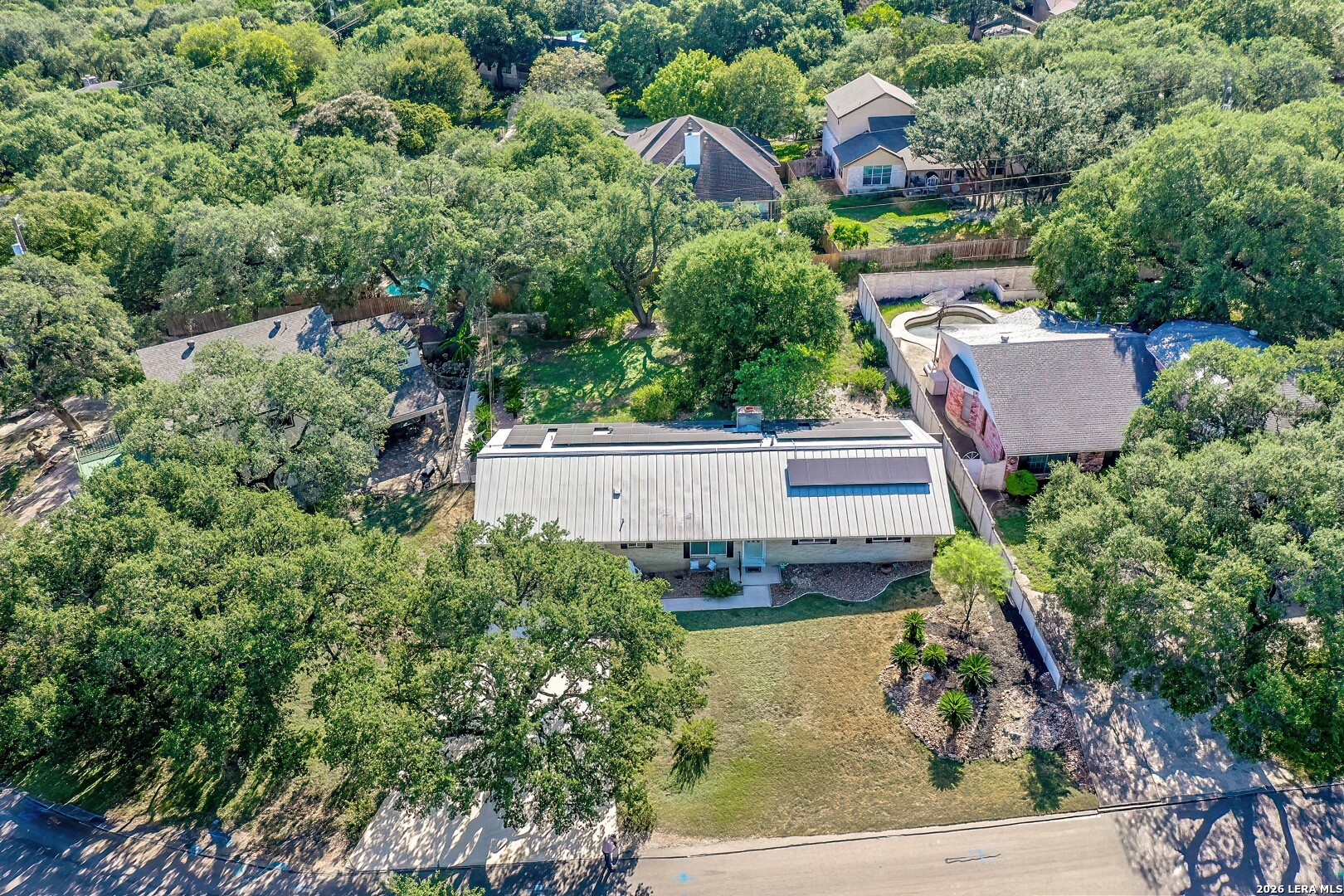 main property photo 31